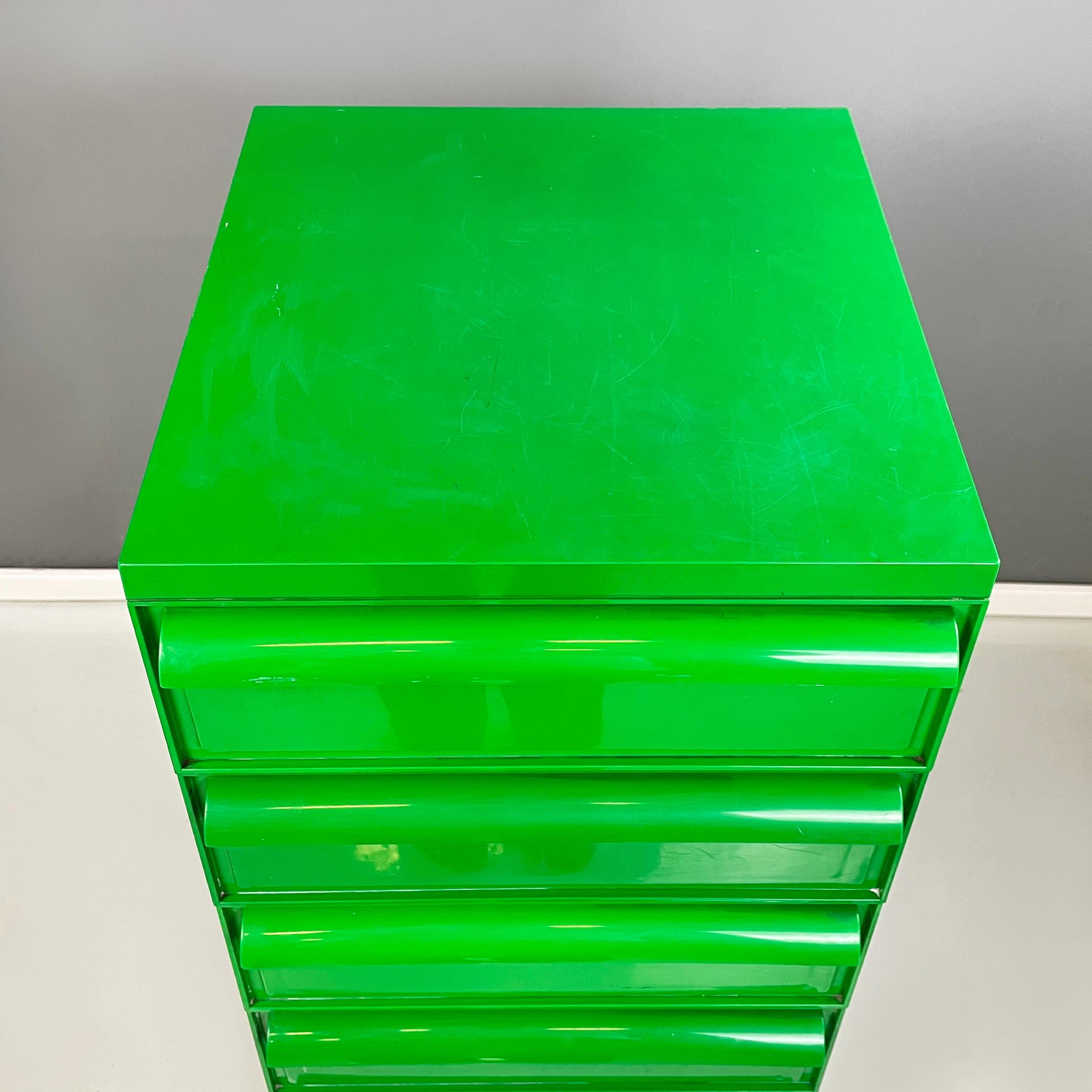 Italian Space Age Modular chest of drawers 4602  by Simon Fussell Kartell, 1970s 3
