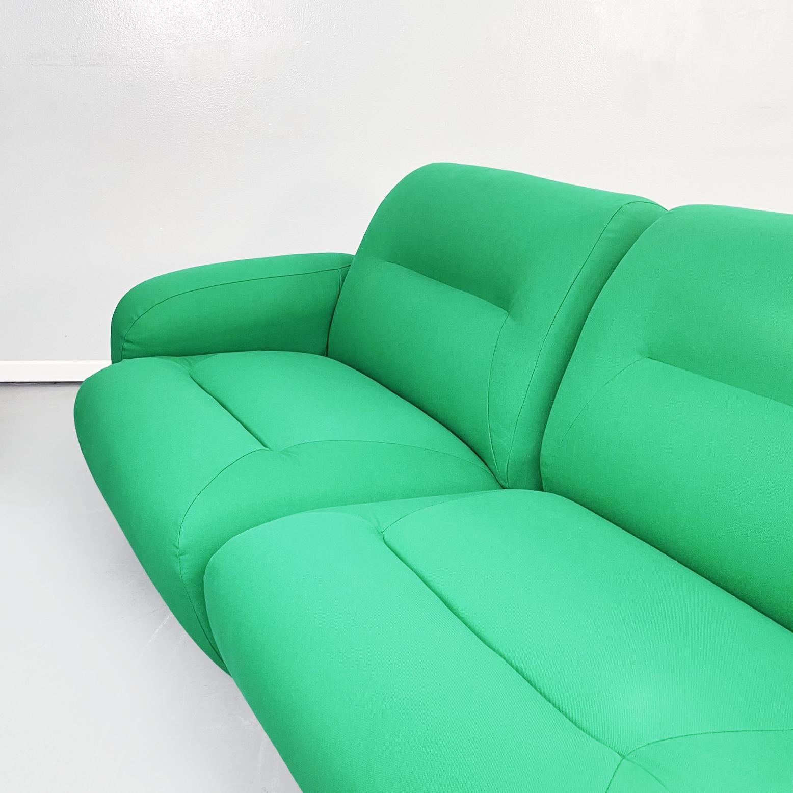 Italian Space Age Modular Sofa in Green Fabric with Metal Insert, 1970s For Sale 3