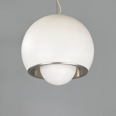Italienischer Weltraumzeitalter-Kronleuchter aus Opalglas und Stahl von Fontana Arte, 1940er Jahre