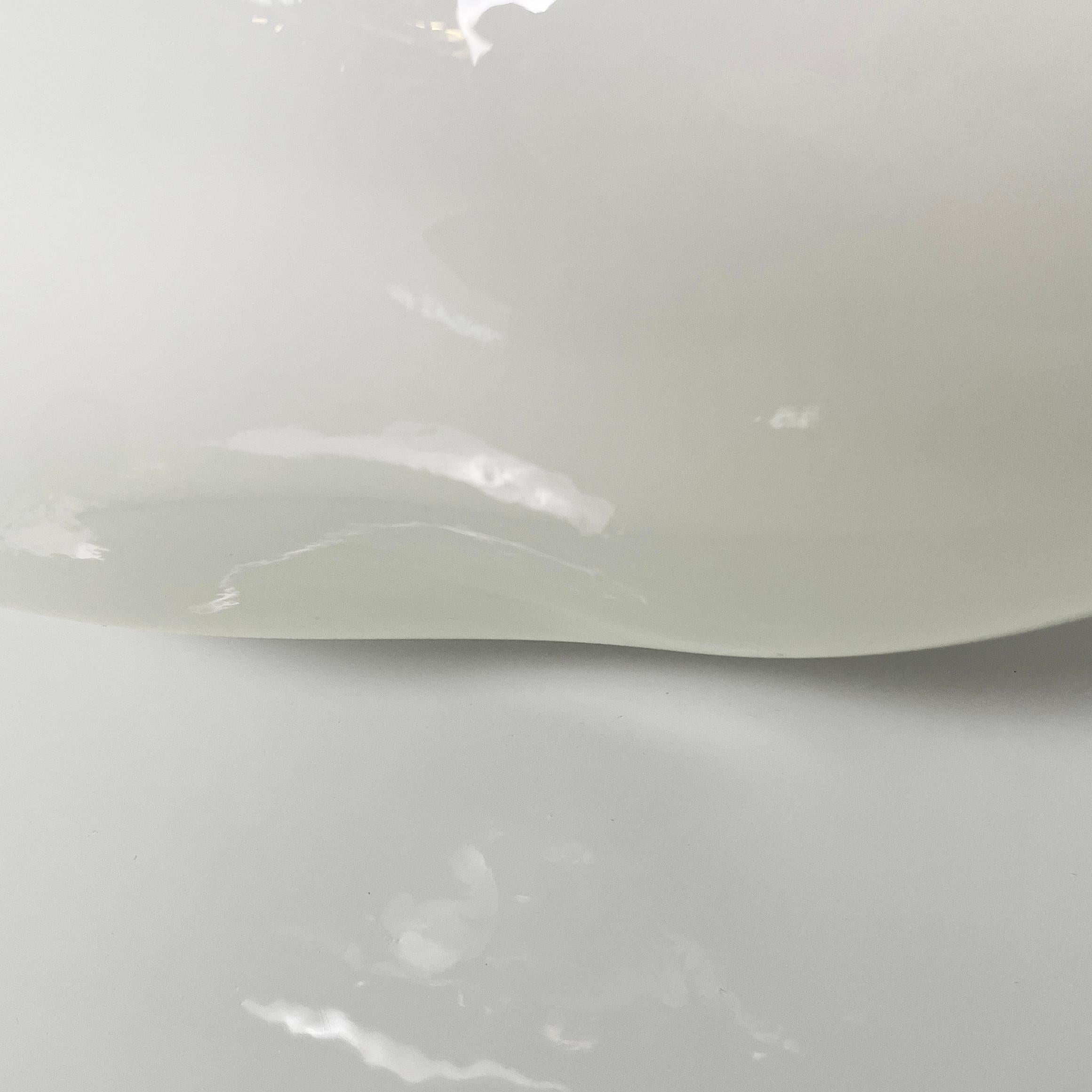 Italian space age opaline glass table lamp by Vistosi, 1970s in vendita 2