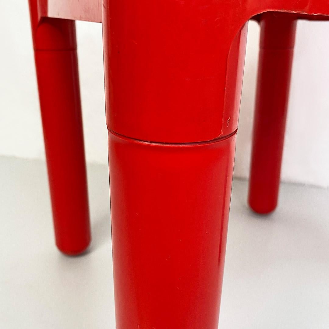 Italian Space Age Pair of Red Plastic Chairs by Carlo Bartoli for Kartell, 1970s For Sale 6
