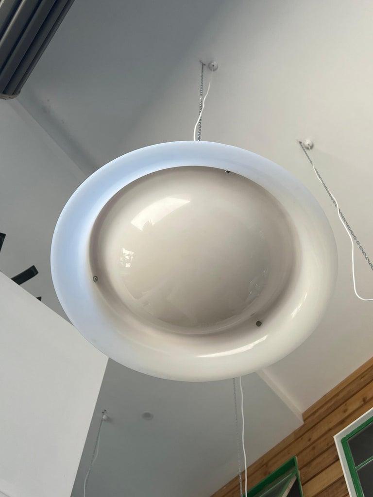 Milieu du XXe siècle Lampe suspendue italienne de l'ère spatiale en vente