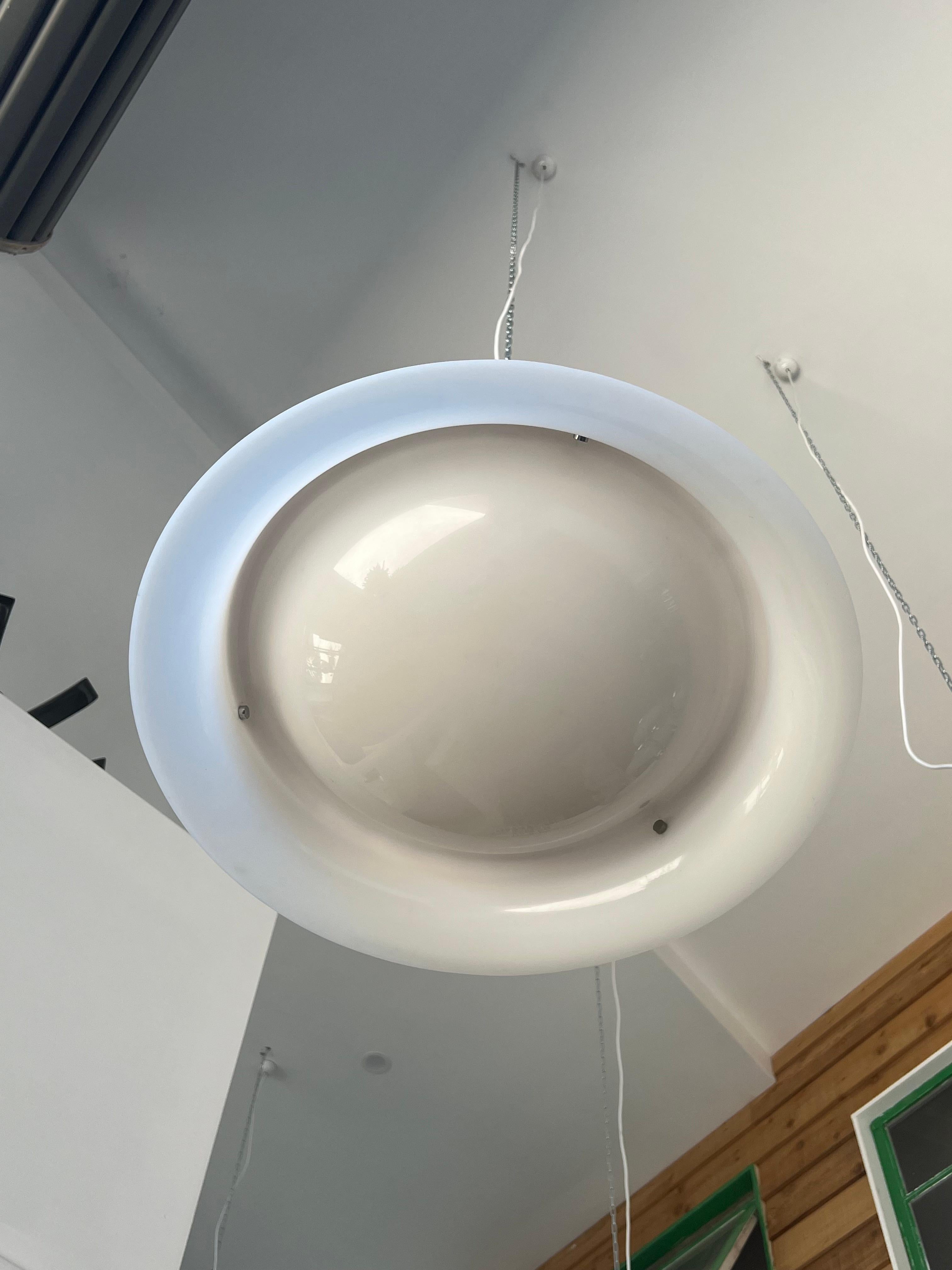 Italian Space Age Pendant Lamp For Sale 1