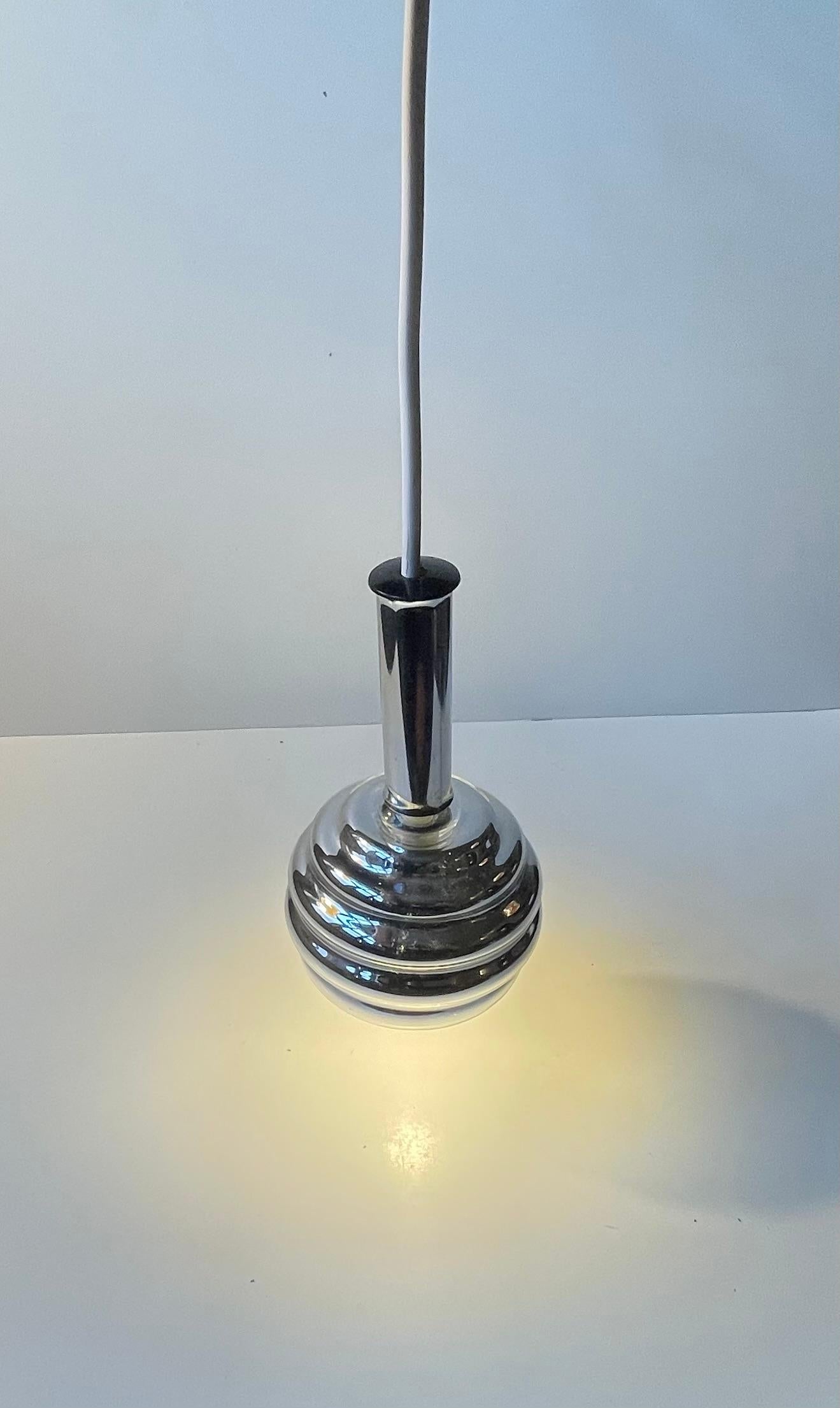 Italienische Space Age-Pendelleuchte aus Spiegelglas, 1970er-Jahre im Angebot 3