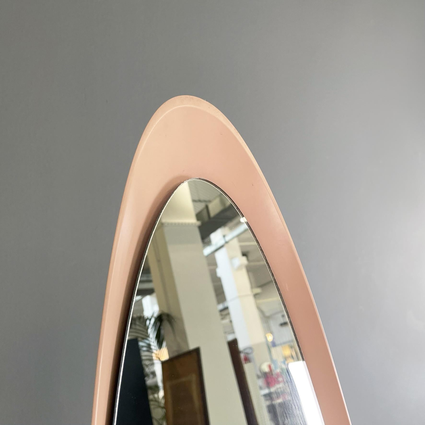 Late 20th Century Italian space age pink Floor mirror Unghia or Lipstick by Rodolfo Bonetto 1970s
