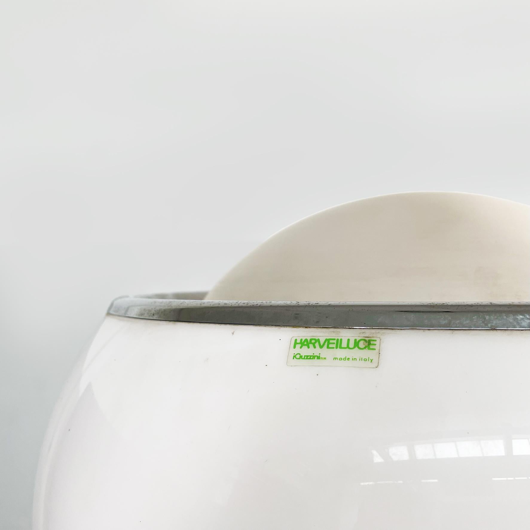 Italienische Stehlampe aus Kunststoff aus dem italienischen Raumfahrtzeitalter Bud Harvey Harveiluce Guzzini, 1970er Jahre (Metall)