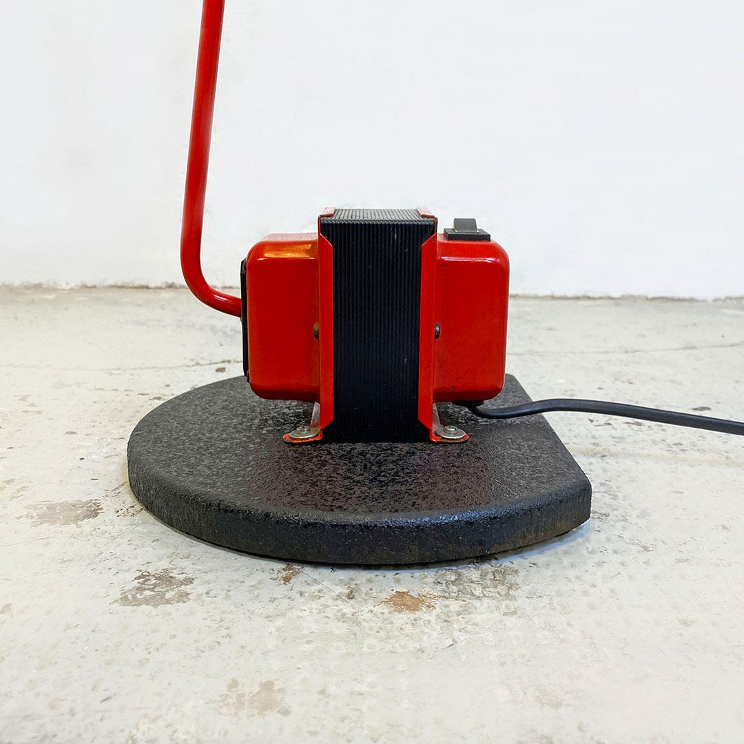 Italian Space Age Red Enamelled Metal Rod and Cast Iron Floor Lamp, Lumina 1980s 10