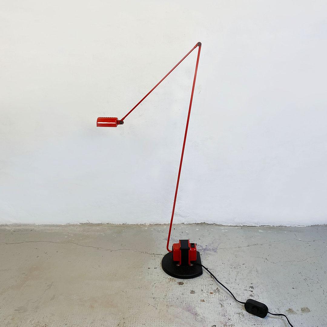 Italian Space Age Red Enamelled Metal Rod and Cast Iron Floor Lamp, Lumina 1980s In Good Condition In MIlano, IT