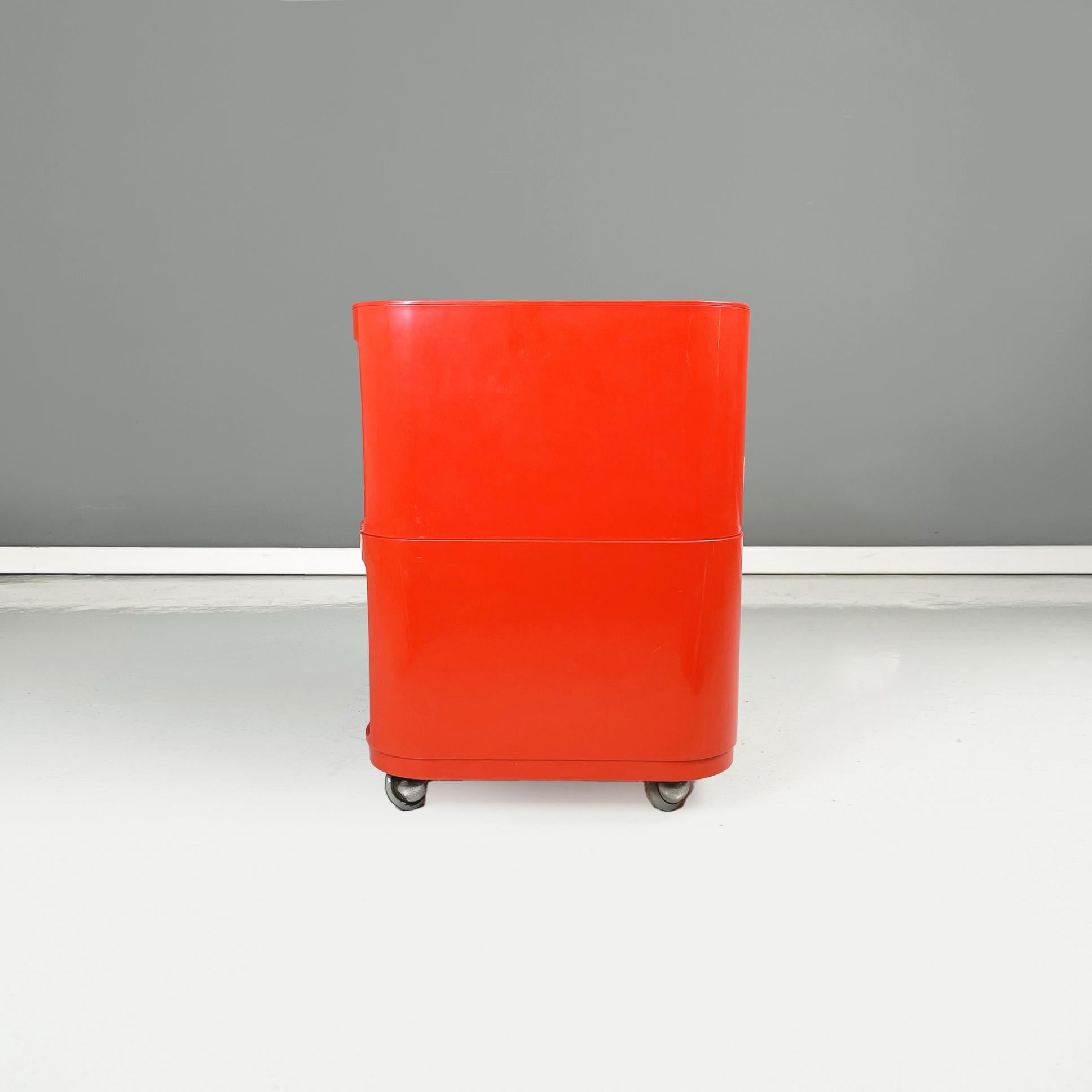 Italian Space Age Red Modular Chest of Drawers by Castelli for Kartell, 1970s In Good Condition For Sale In MIlano, IT
