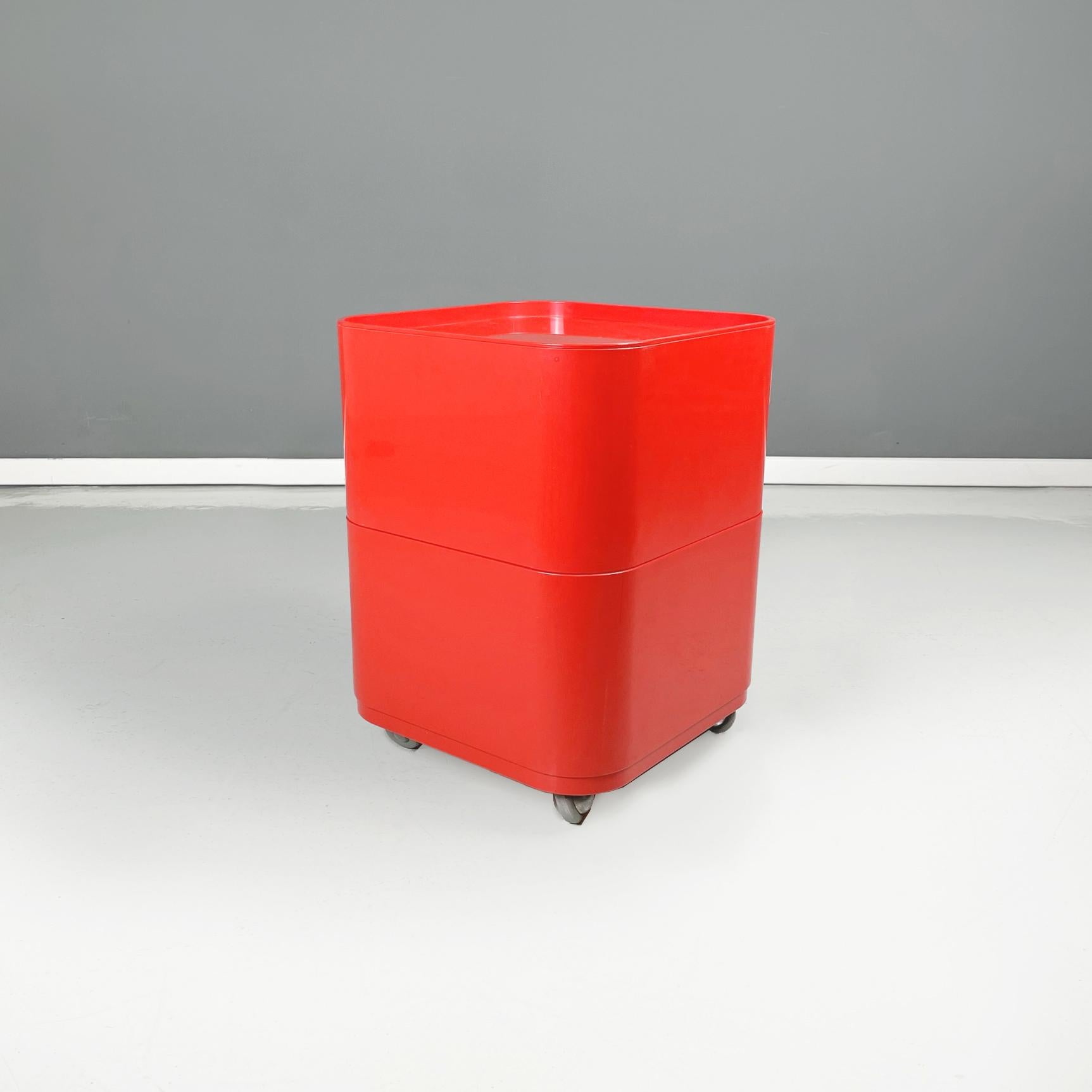 Late 20th Century Italian Space Age Red Modular Chest of Drawers by Castelli for Kartell, 1970s For Sale
