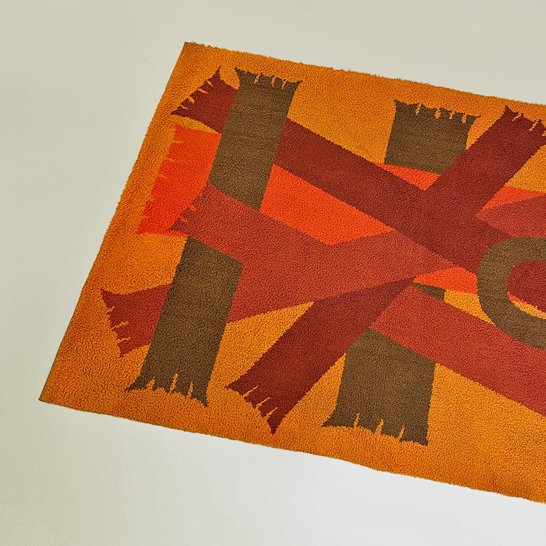 Late 20th Century Italian Space Age Red Orange Brown Short Pile Rug with Geometric Pattern, 1970s For Sale