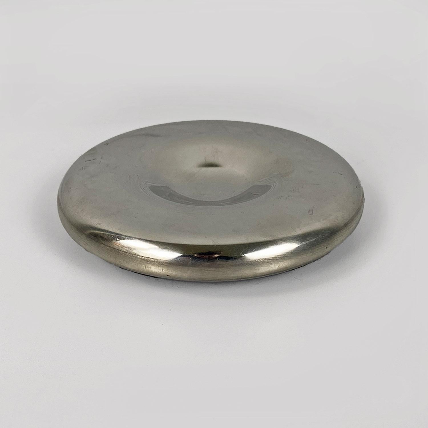 Space Age Posacenere rotondo in metallo cromato dell'era spaziale italiana, anni '70 in vendita