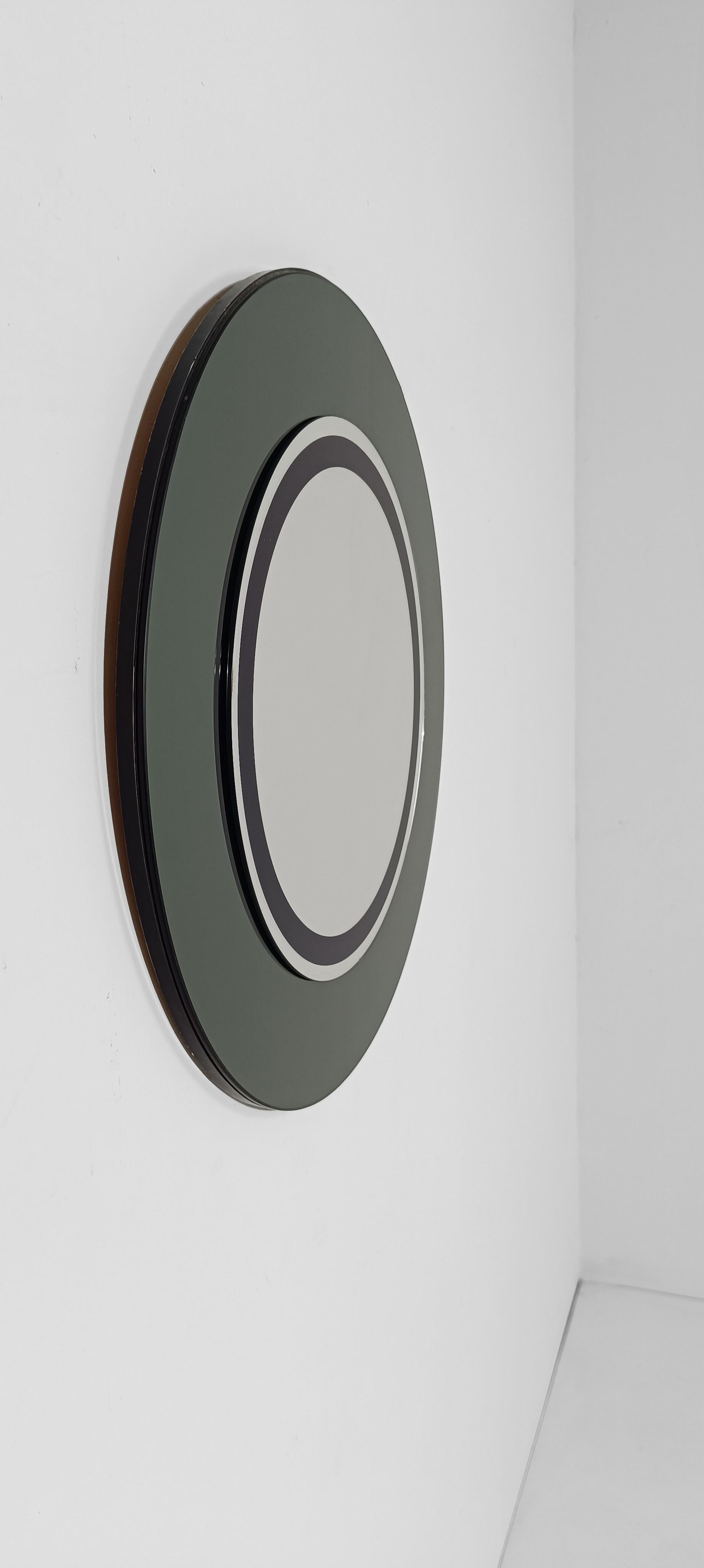 Miroir rond italien de l'ère spatiale en verre fumé bleu/vert par Franz J. Sartori en vente 1