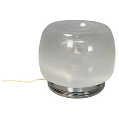 Lampe de table ronde italienne de l'ère spatiale en métal opalin et verre transparent, 1970