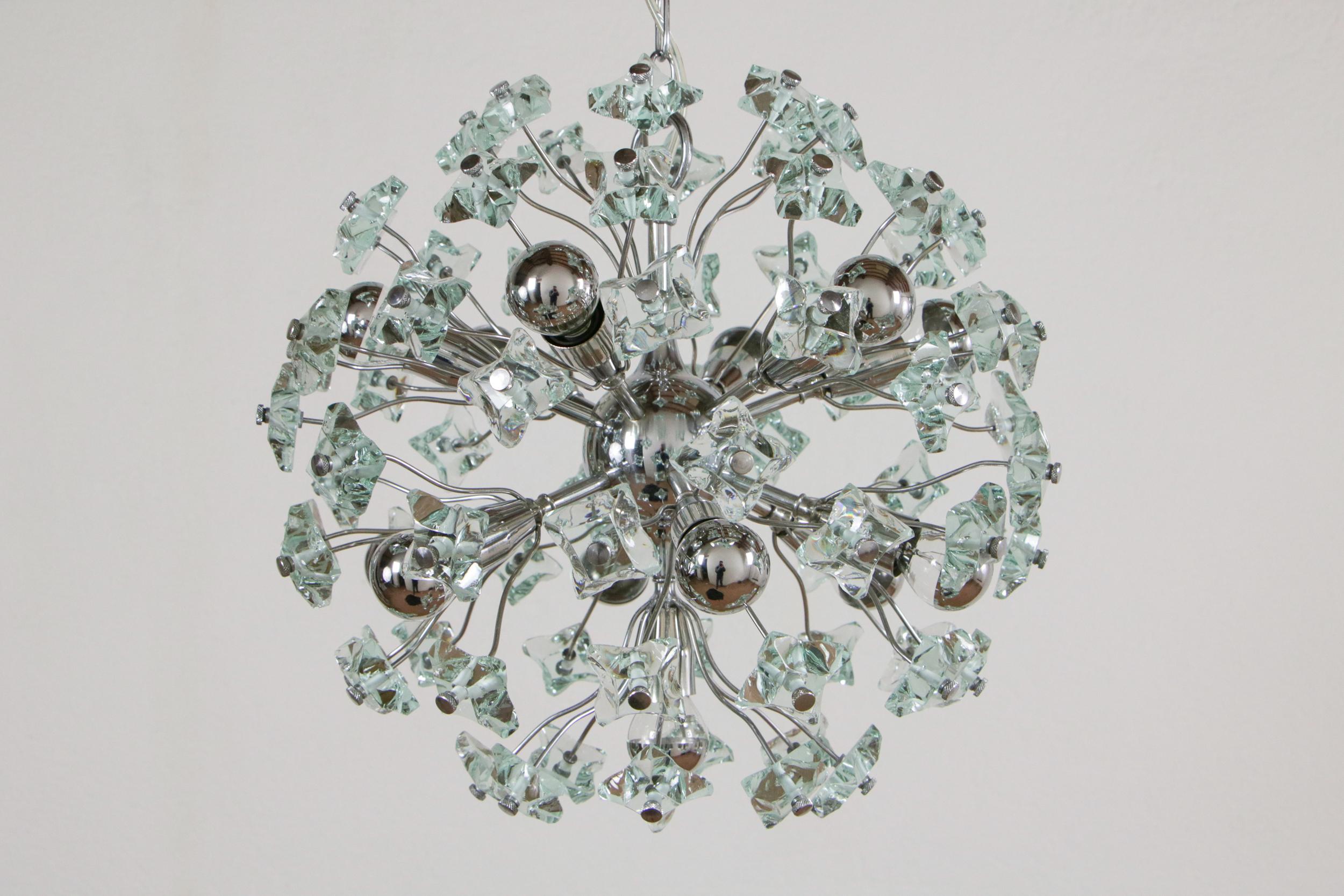 Mid-20th Century Italian Space Age Sputnik Chandelier Attributed to Fontana Arte, 1960s For Sale