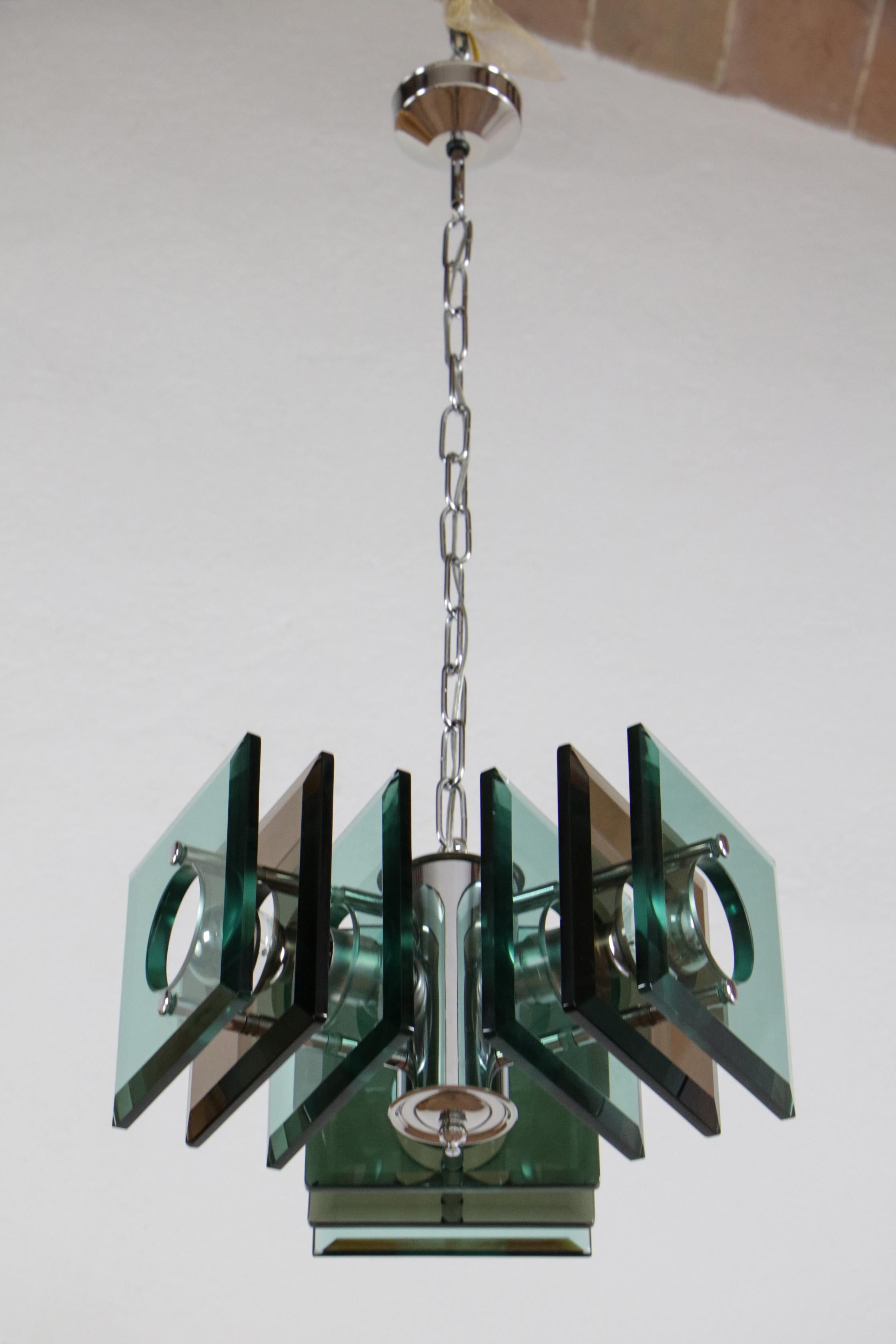 Italian Space Age Square Green Color Chandelier by Lupi Cristal Luxor, 1950s In Good Condition For Sale In Traversetolo, IT