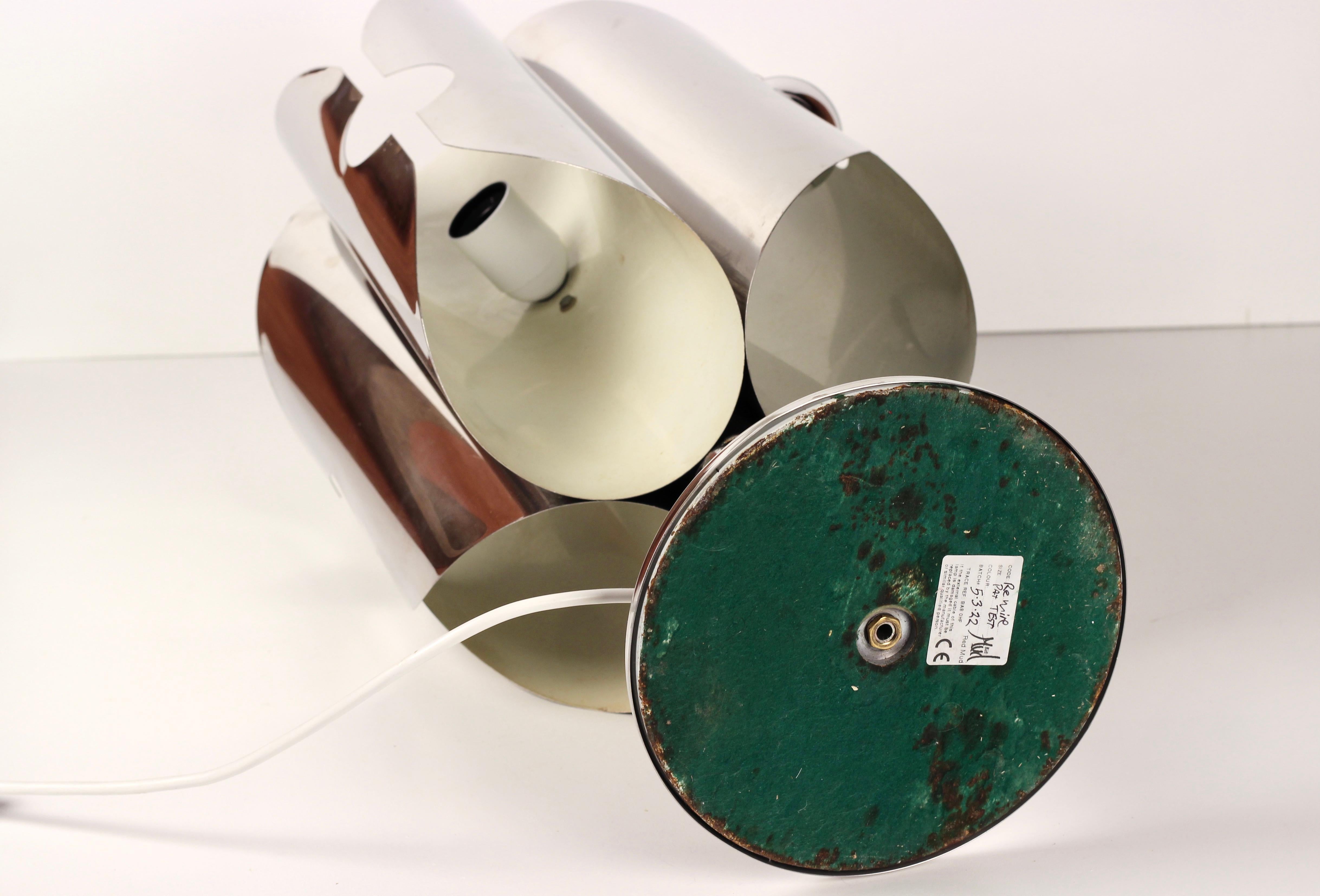Italienische Steel Age Tischlampe aus Edelstahl - Goffredo Reggiani zugeschrieben im Angebot 2
