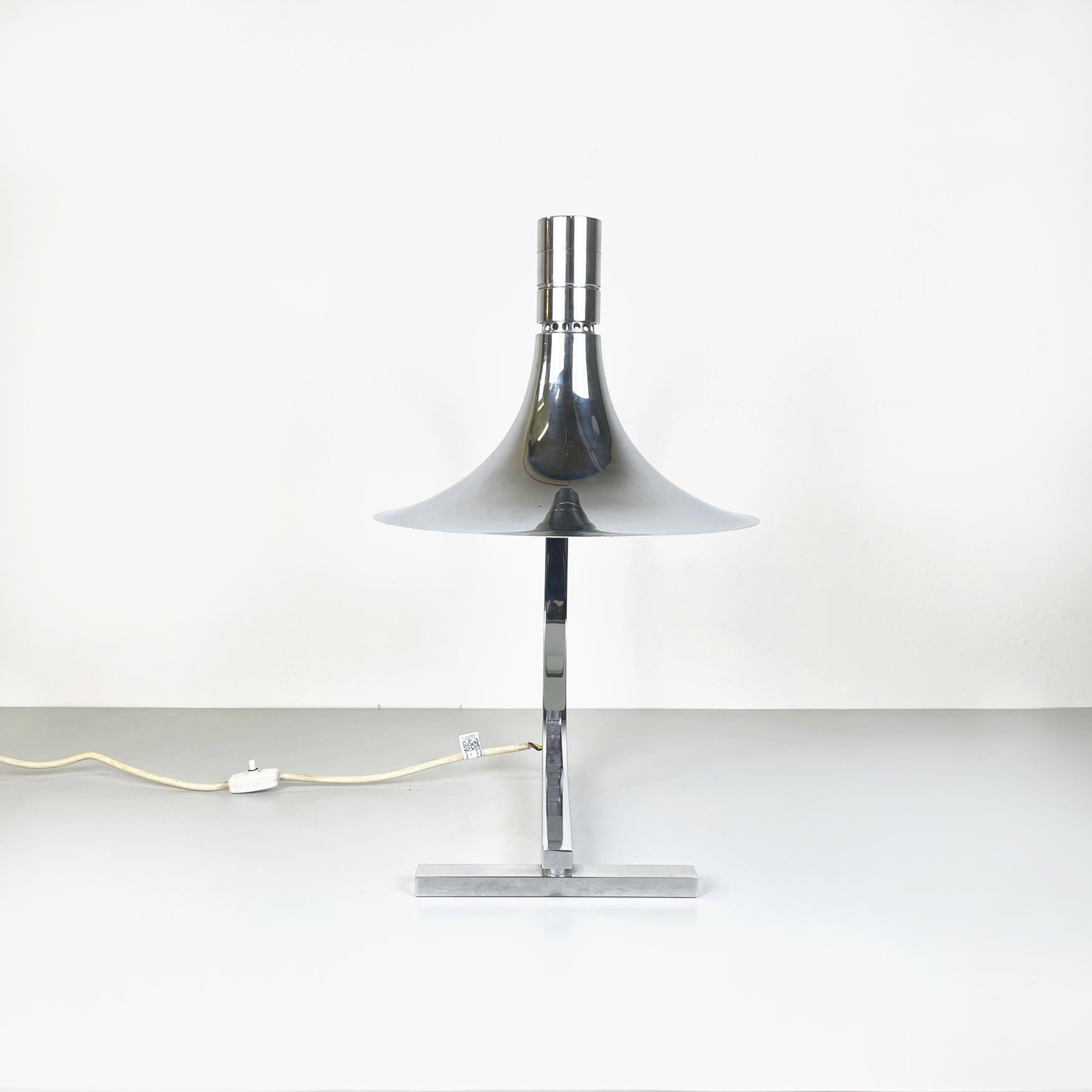 Late 20th Century Italian Space Age Steel Table lamp AM/AS by Albini and Helg for Sirrah, 1970s