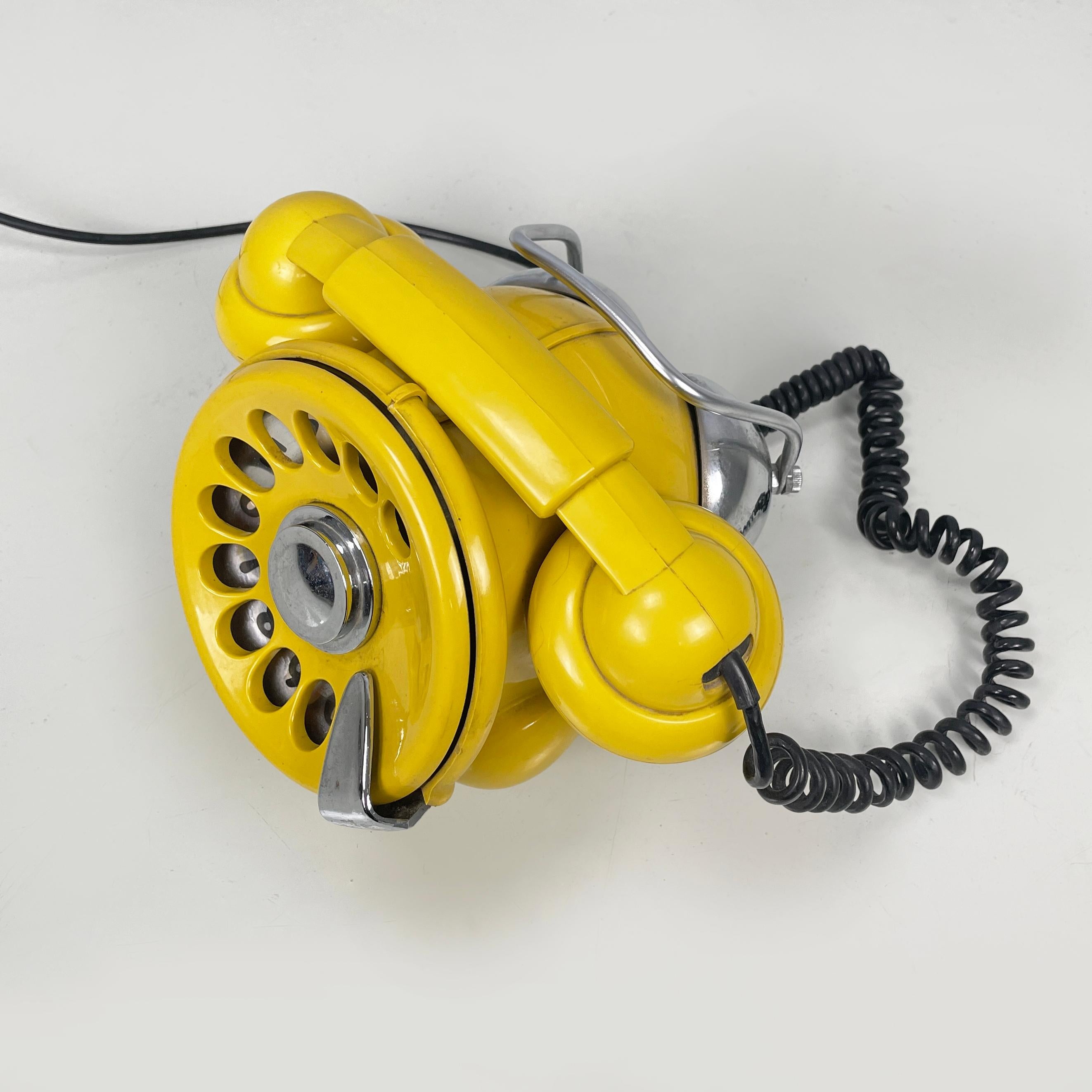 Metal Italian space age Table dial telephone Bobo by Sergio Todeschini Telcer, 1970s