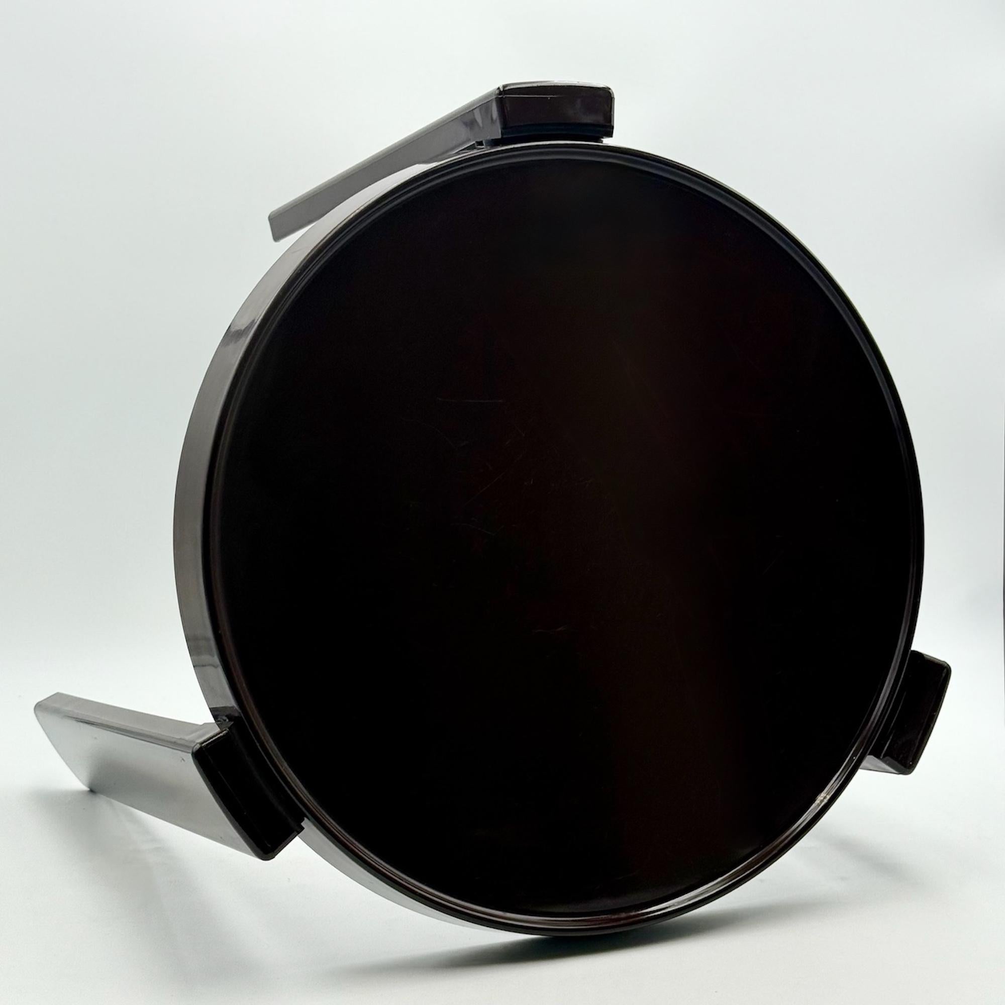 Table italienne Space AGE en plastique brun, design authentique des années 1970 en vente 5