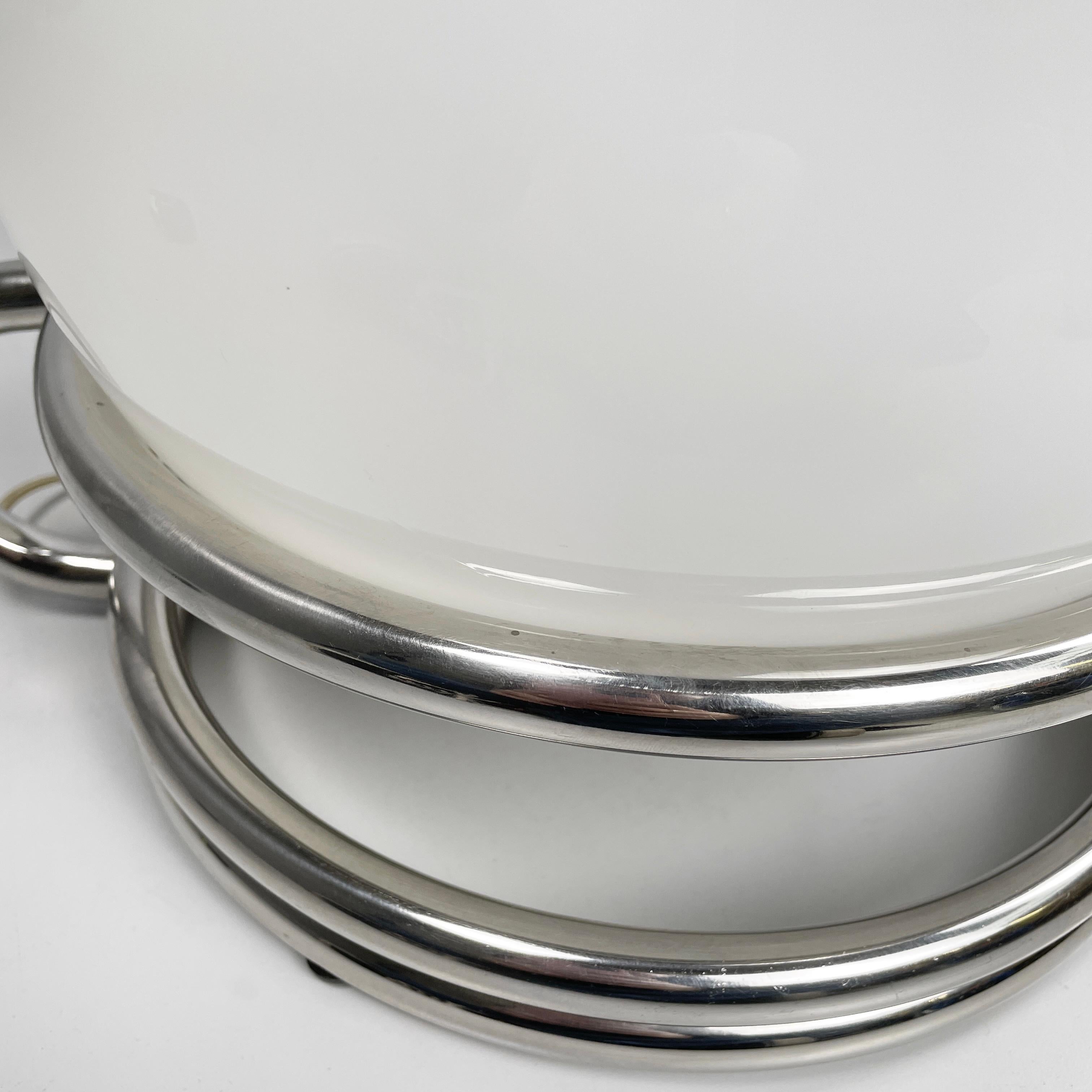 Lampe de table italienne de l'ère spatiale en verre opalin et acier, 1970. en vente 10