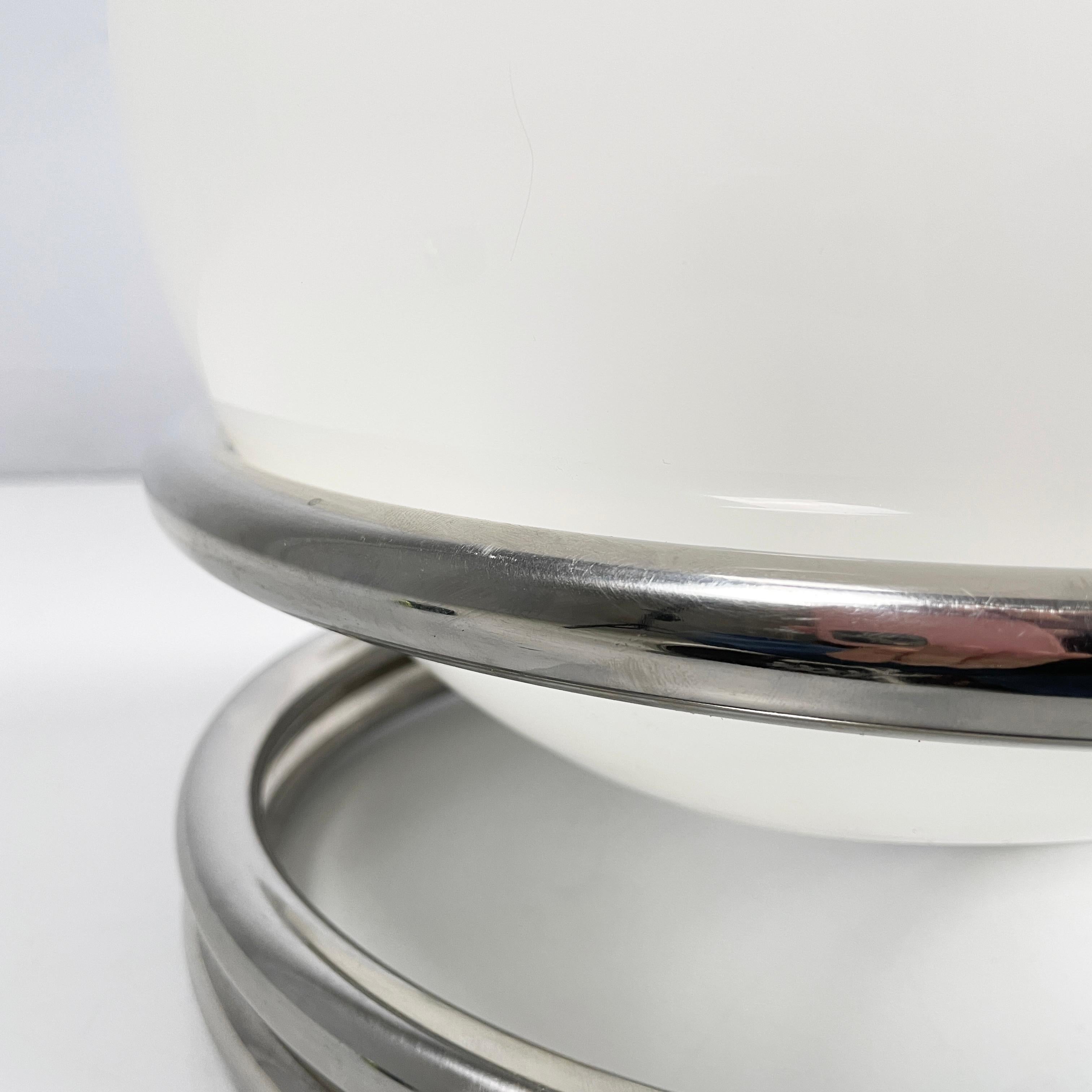 Lampe de table italienne de l'ère spatiale en verre opalin et acier, 1970. en vente 11