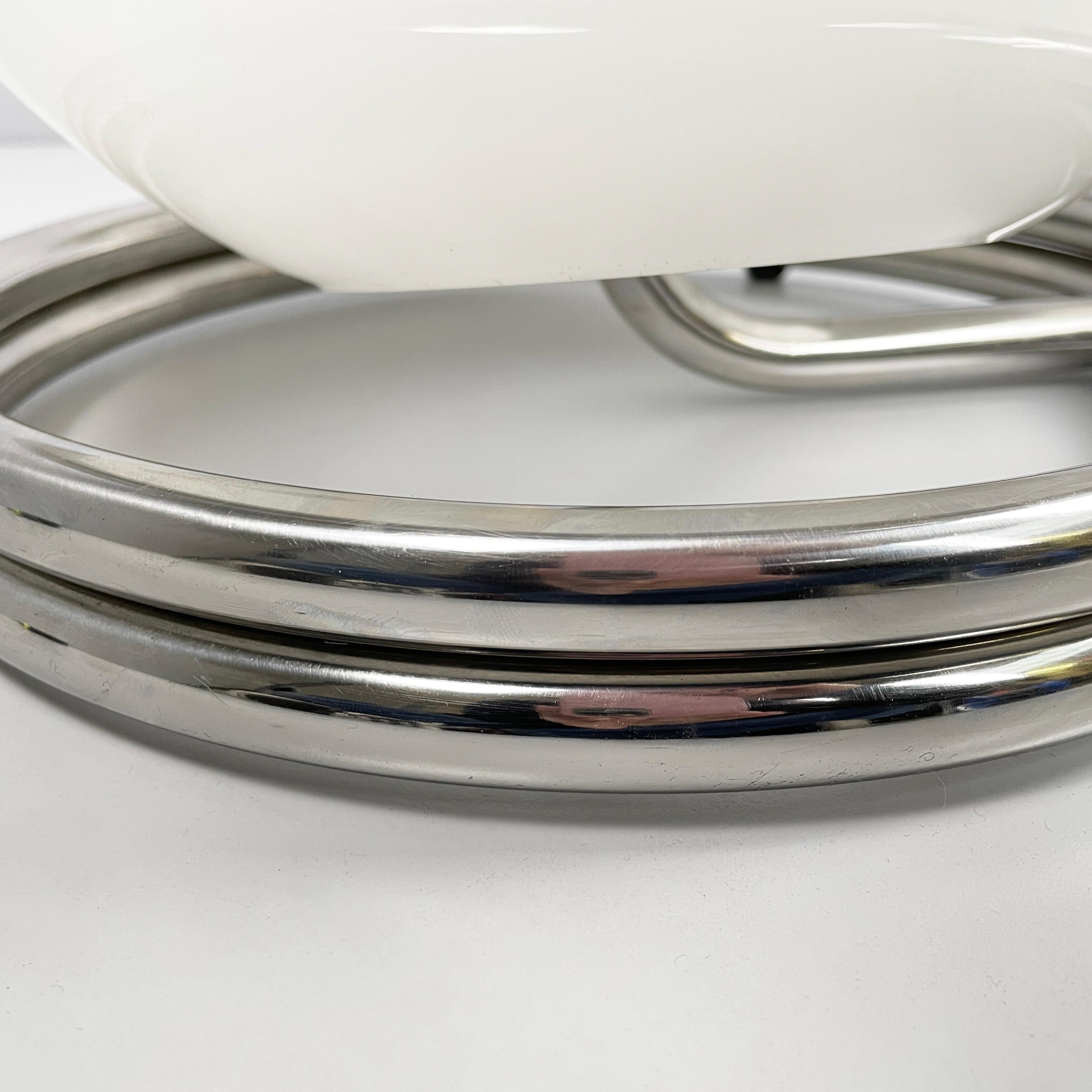 Lampe de table italienne de l'ère spatiale en verre opalin et acier, 1970. en vente 12