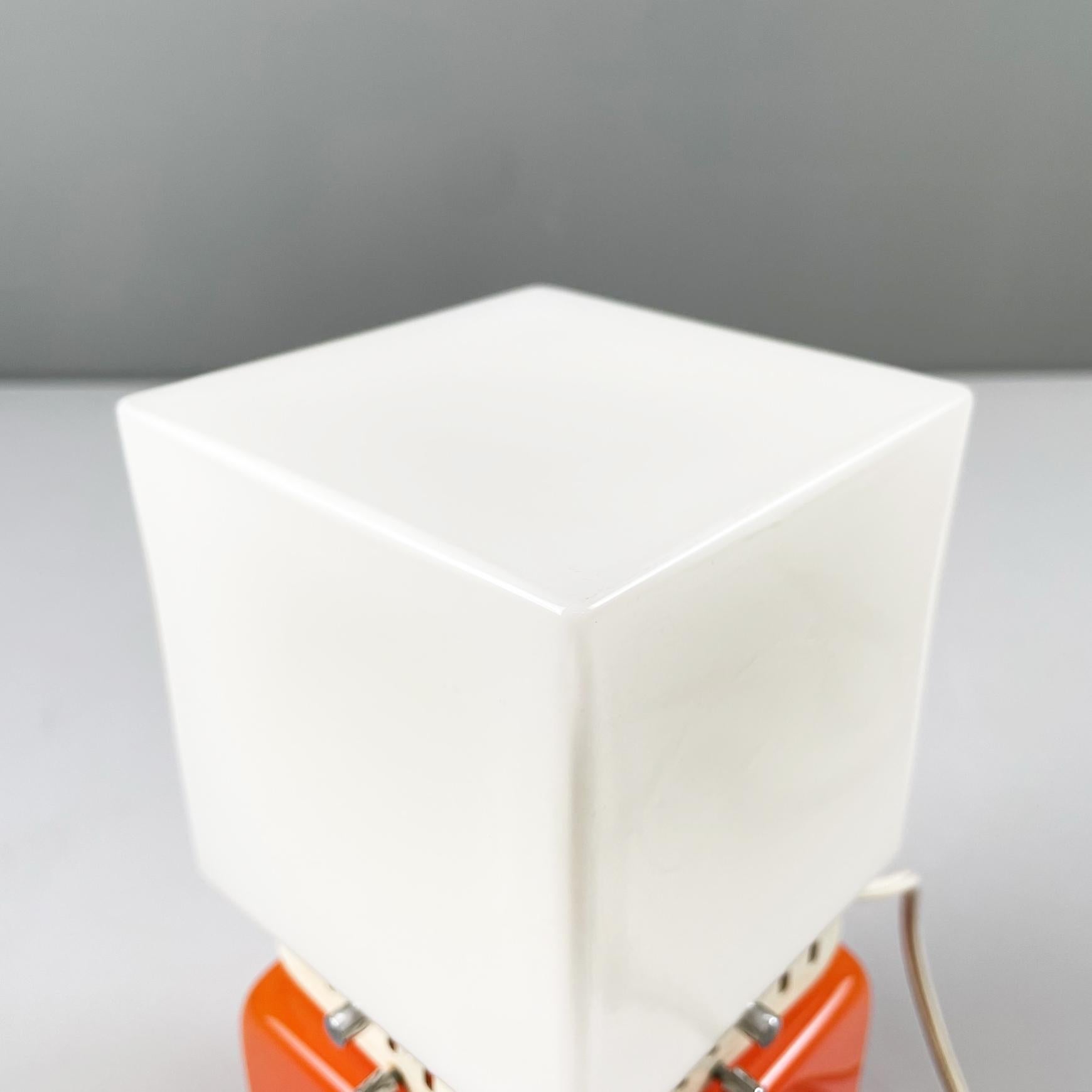 Italian space age Table lamp in orange and opaline glass with white metal, 1970s 3