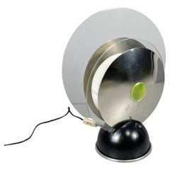 Lampada da tavolo italiana dell'era spaziale in plastica trasparente e verde e metallo, anni '70