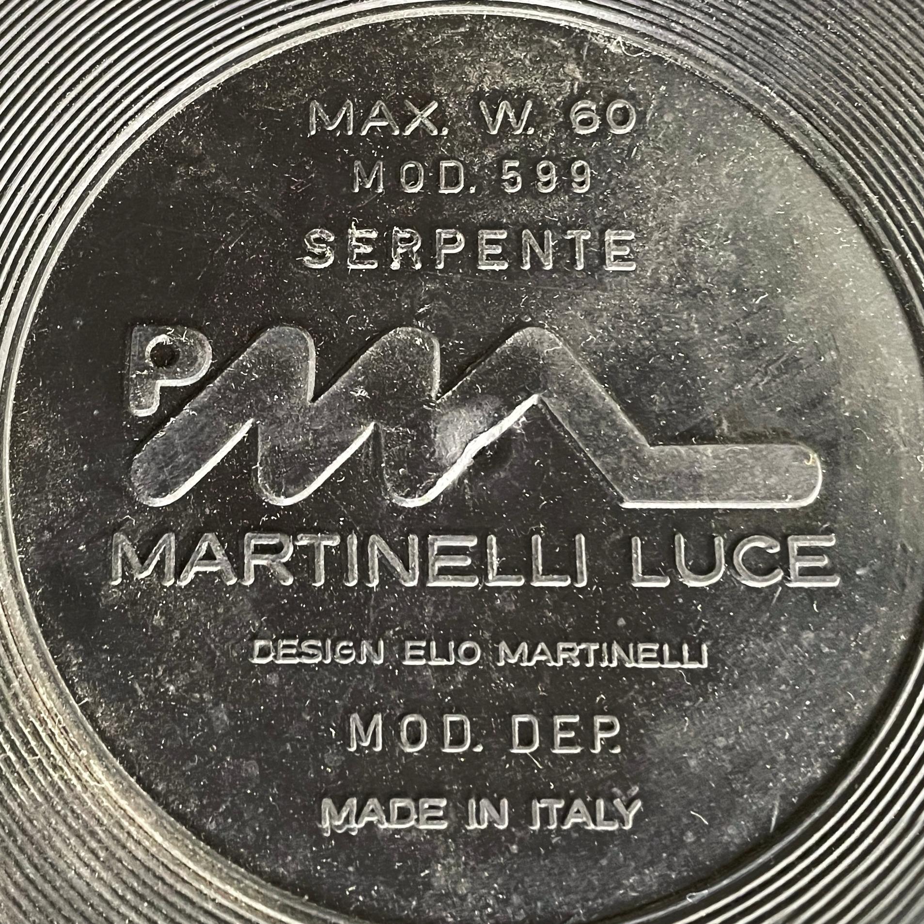 Italienische Raumfahrttischlampe Serpente von Elio Martinelli Martinelli Luce, 1970er Jahre im Angebot 14