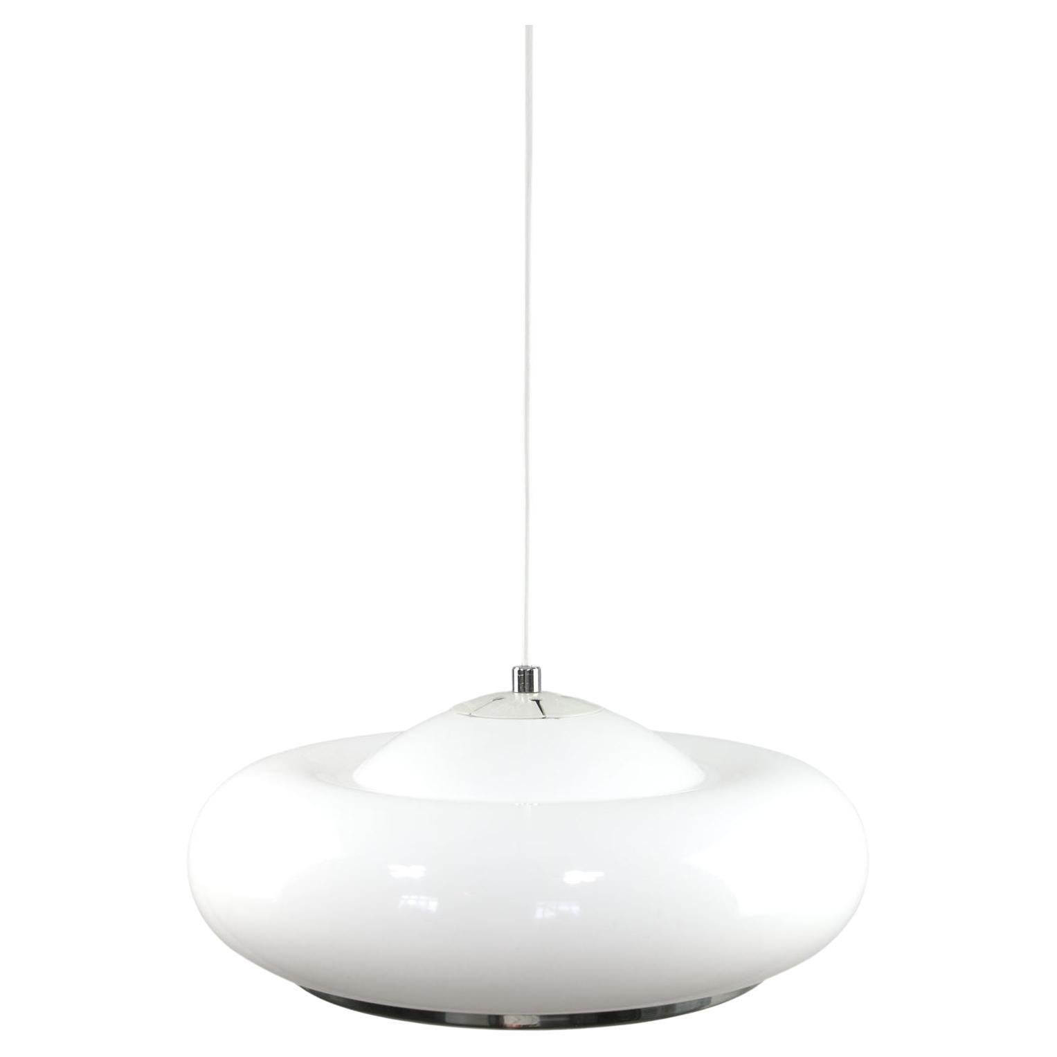 Italian Space-age White Acrylic Pendant Lamp For Sale