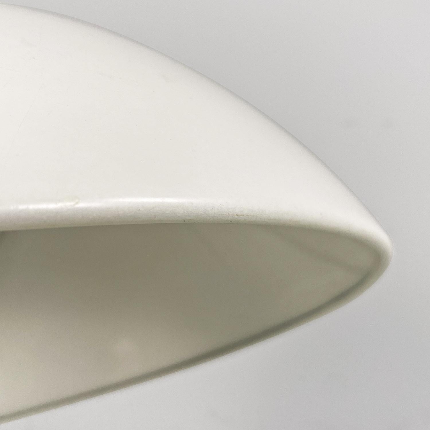 Lampe de table Vaga italienne de l'ère spatiale en métal blanc par Franco Mirenzi, Valenti, 1970 en vente 7