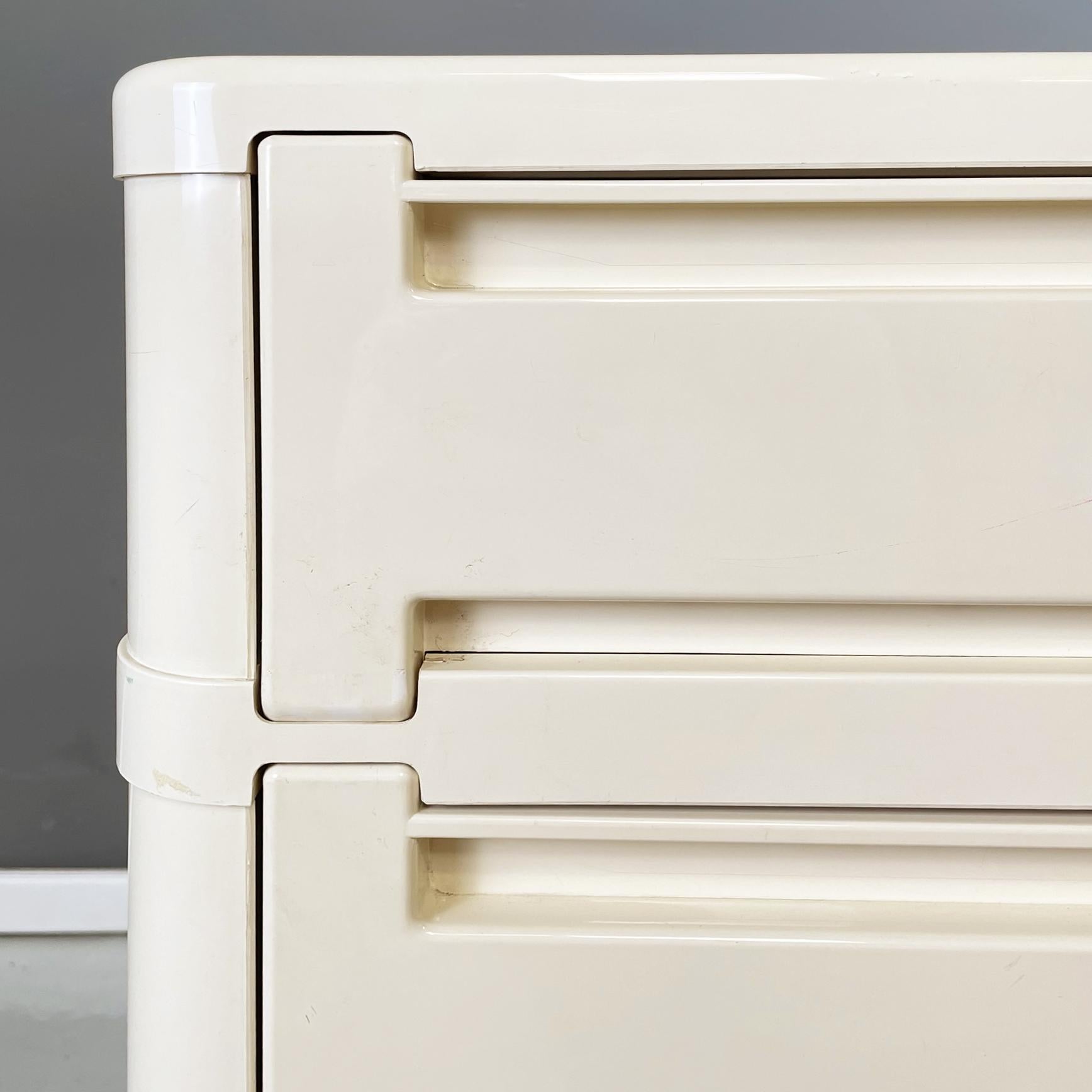 Italian Space age white modular chest of drawer 4964 Olaf Von Boh Kartell 1970s For Sale 1