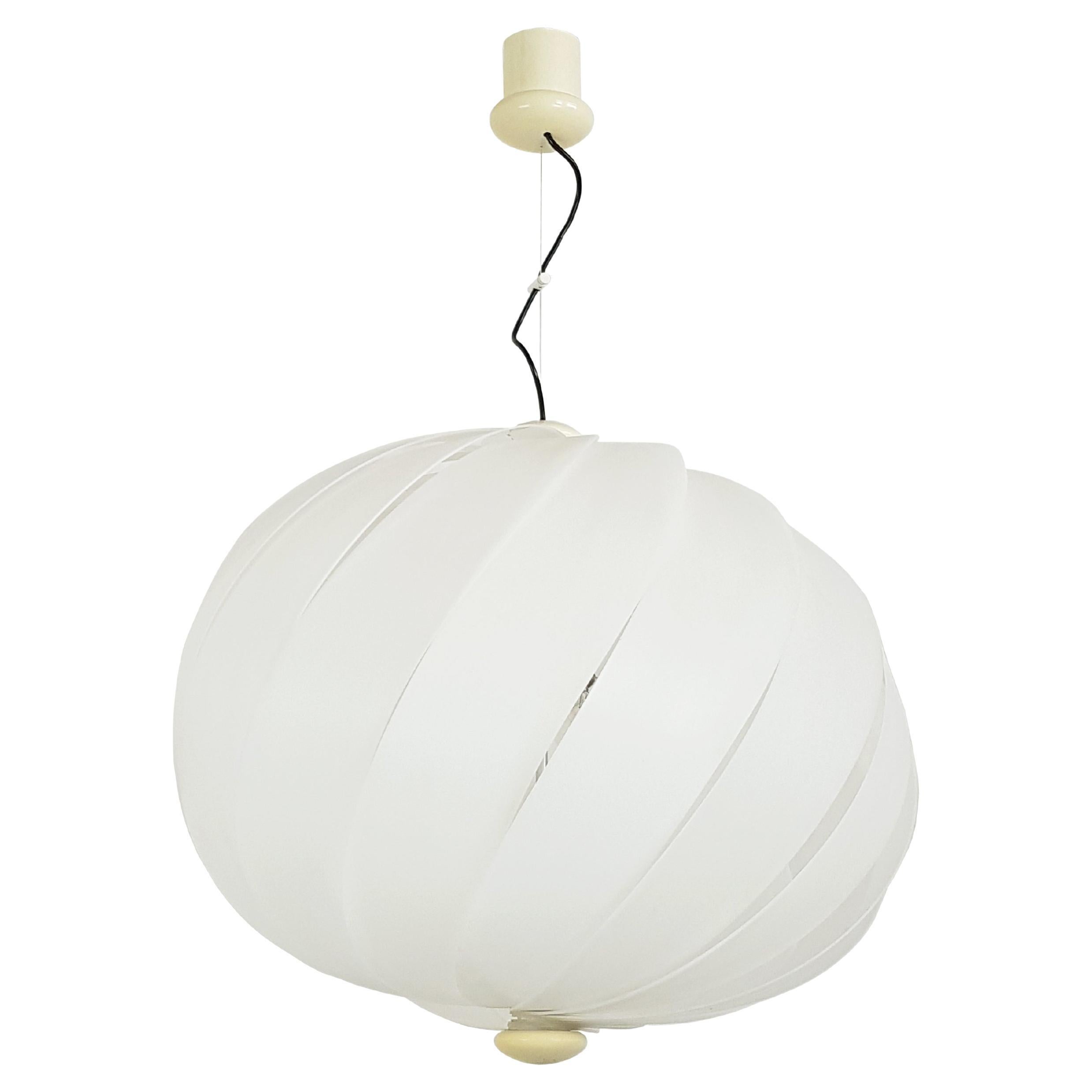 Italian Space Age White Plastic & Chromed Metal Three Lights 1960s Pendant