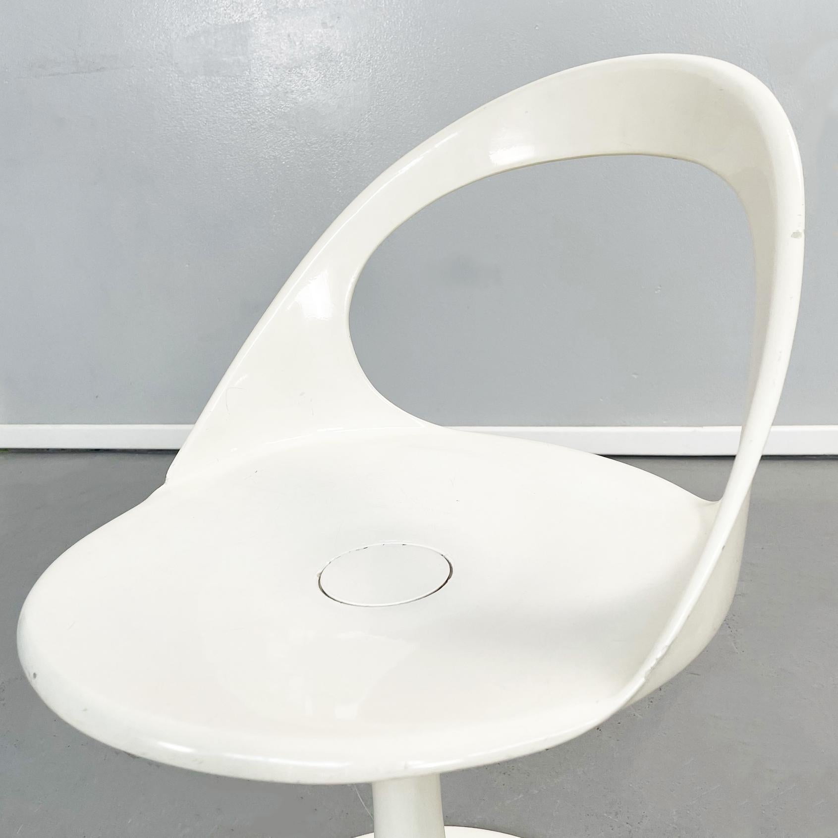 Italienische Space Age Stühle aus weißem Kunststoff, 1970er Jahre im Angebot 2