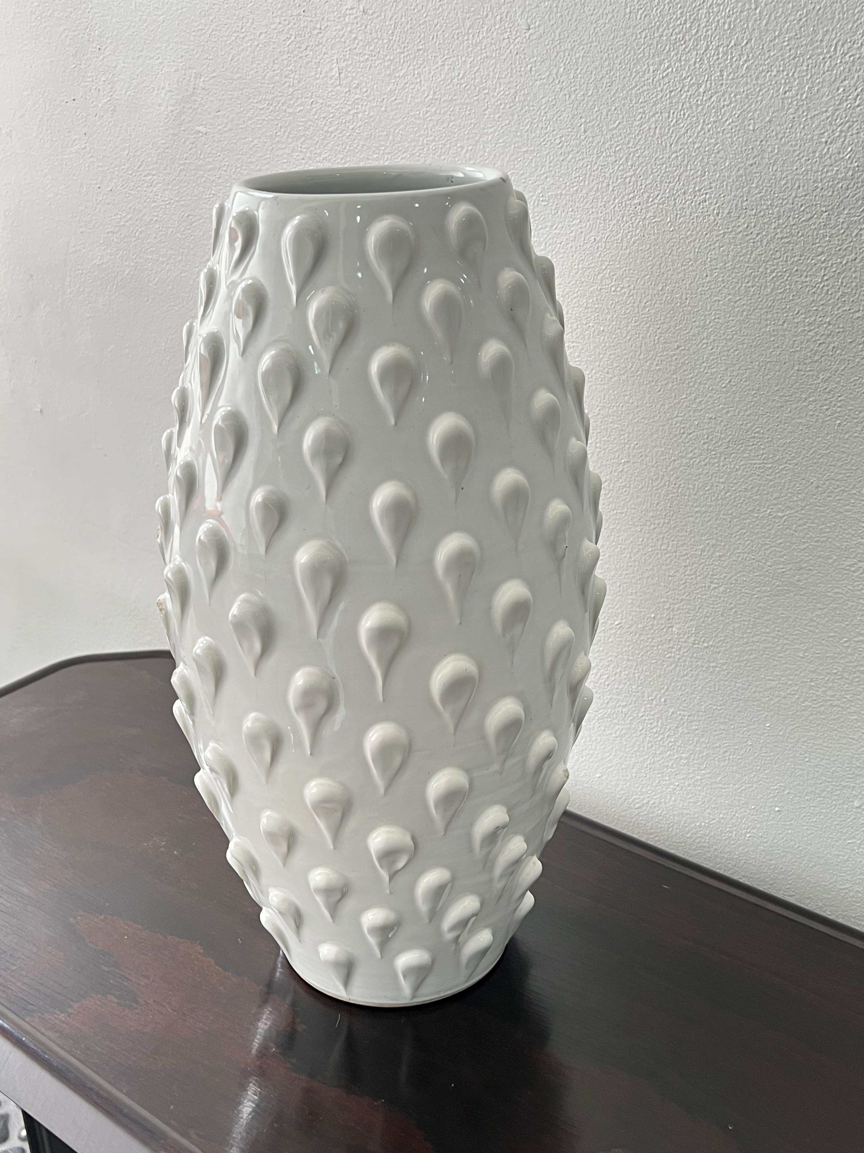 Late 20th Century Italian Space Age White Vase in Glazed Ceramic by Bitossi 1970s