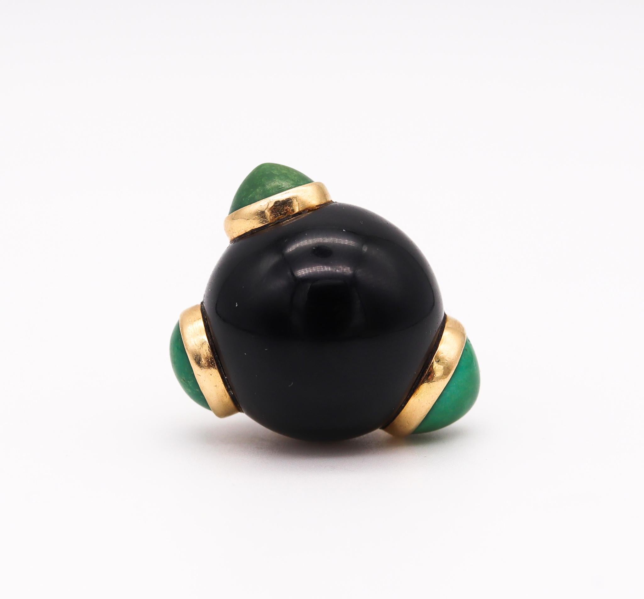 Italian Spatialism 1970 Retro Sculptural Ring 14Kt Gold with Onyx and Turquoise In Good Condition For Sale In Miami, FL