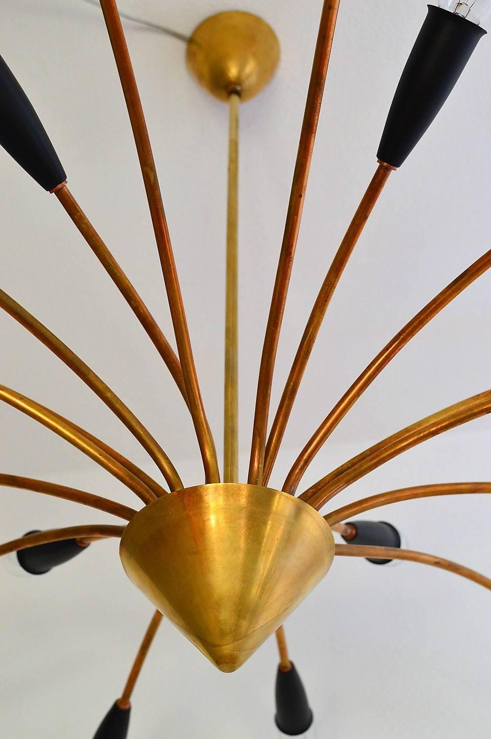 Mid-20th Century Italian Sputnik Brass 18-Lights Chandelier, 1950s
