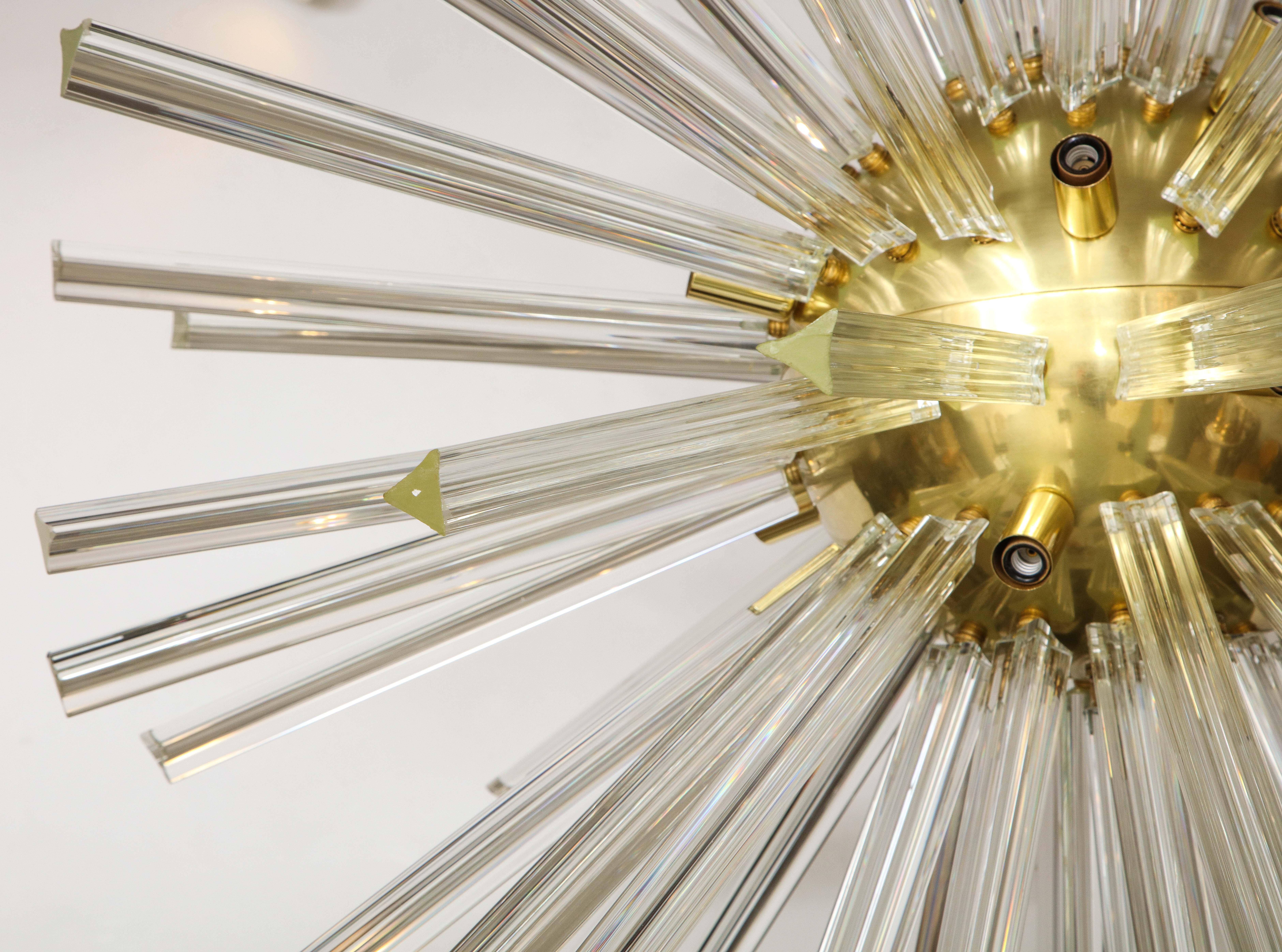 20ième siècle Lustre italien en forme de Sputnik en vente