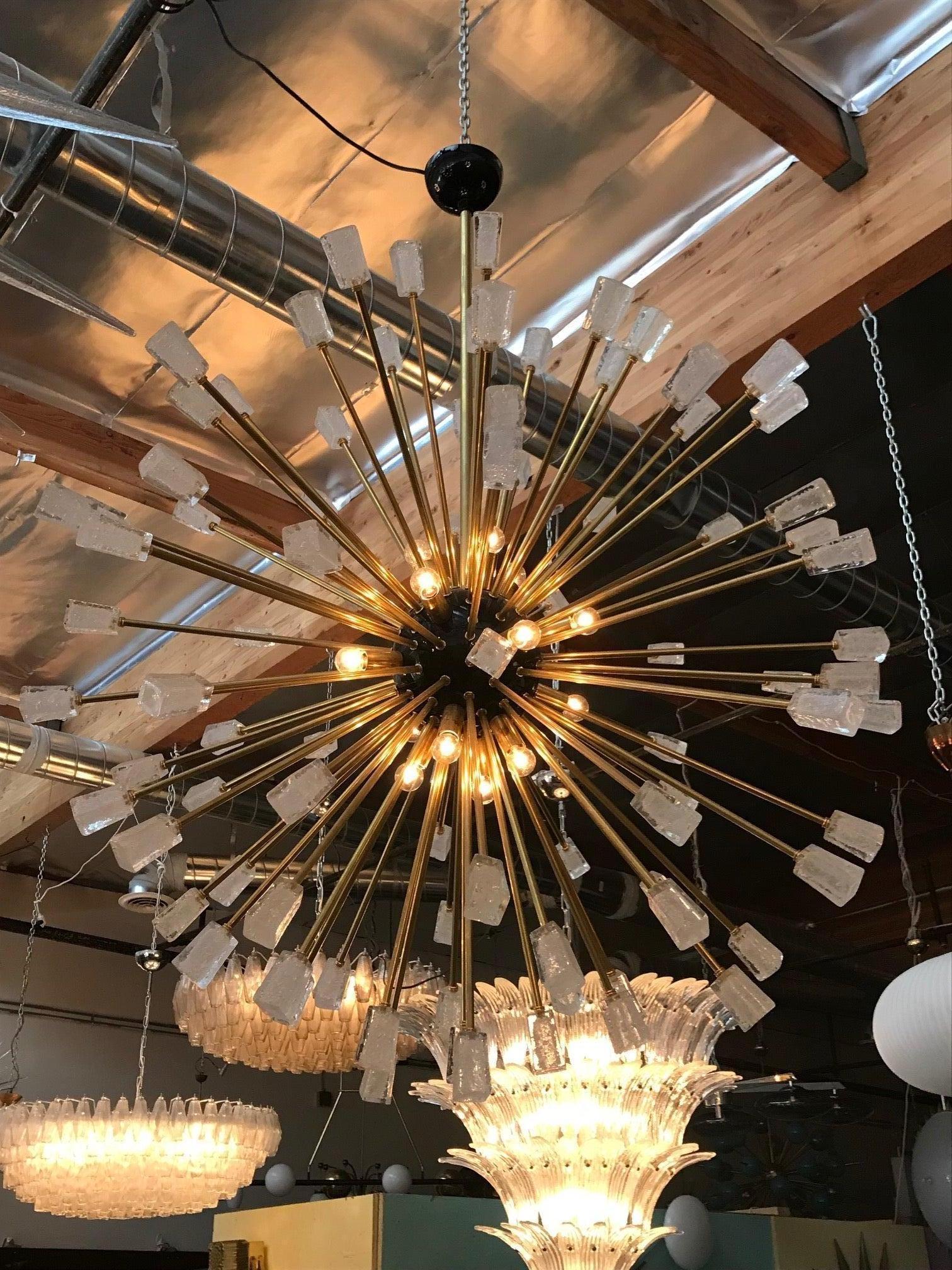 Italian Sputnik Chandelier with Clear Murano Glass Cubes, circa 1990s In Good Condition In Los Angeles, CA