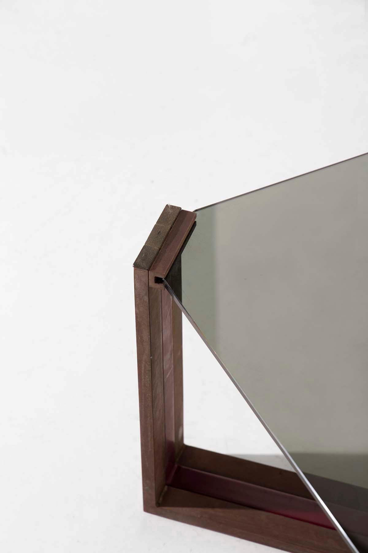 Fin du 20e siècle Table basse carrée italienne en verre et laiton en vente