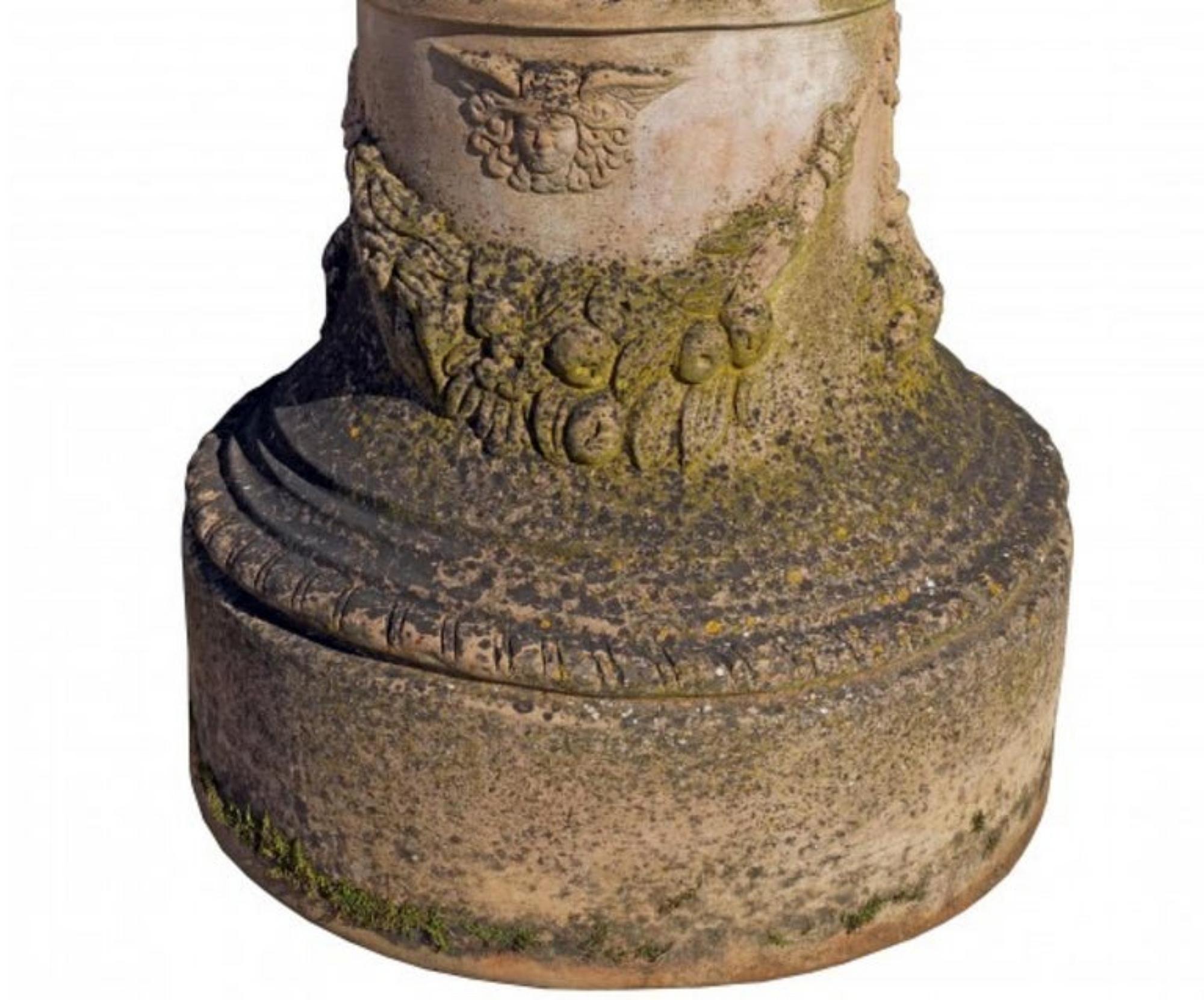 Fait main colonne carrée italienne en terre cuite de la fin du 19ème siècle en vente