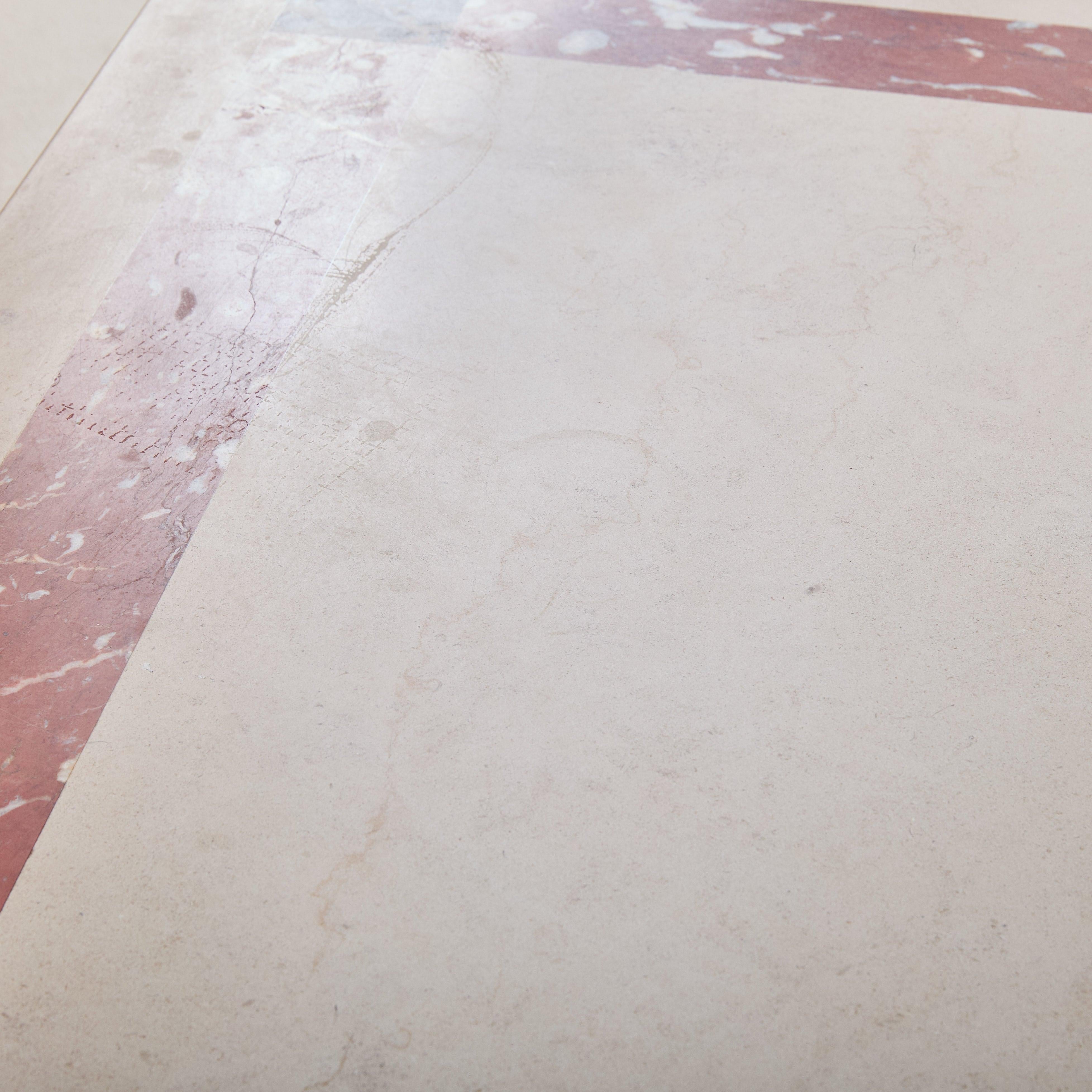 Italian Square Ivory + Red Marble Coffee Table With Brass Legs, 1980s en vente 1