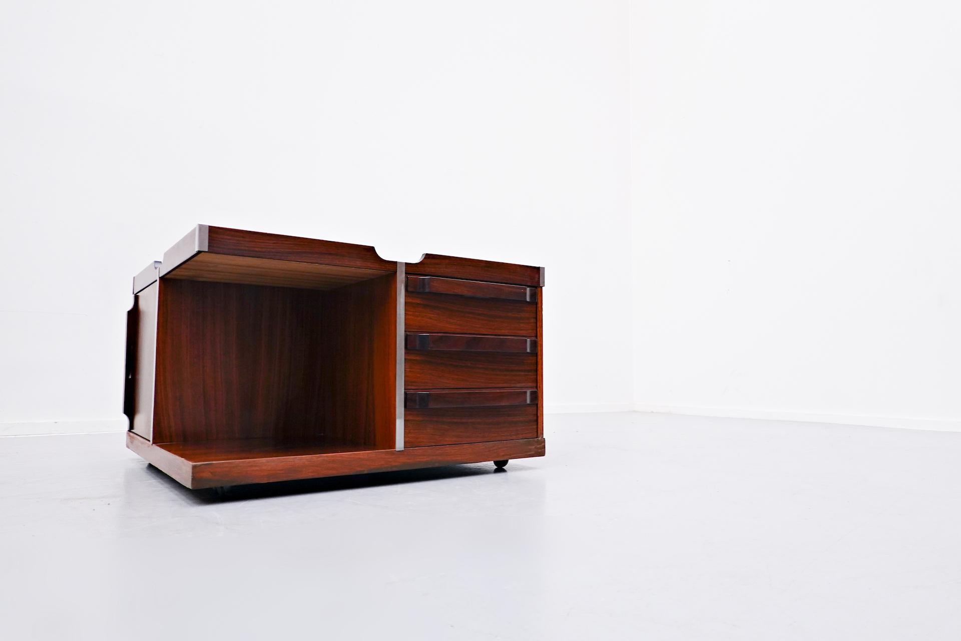 Mid-Century Modern Italian wooden Square Storage Coffee Table 10