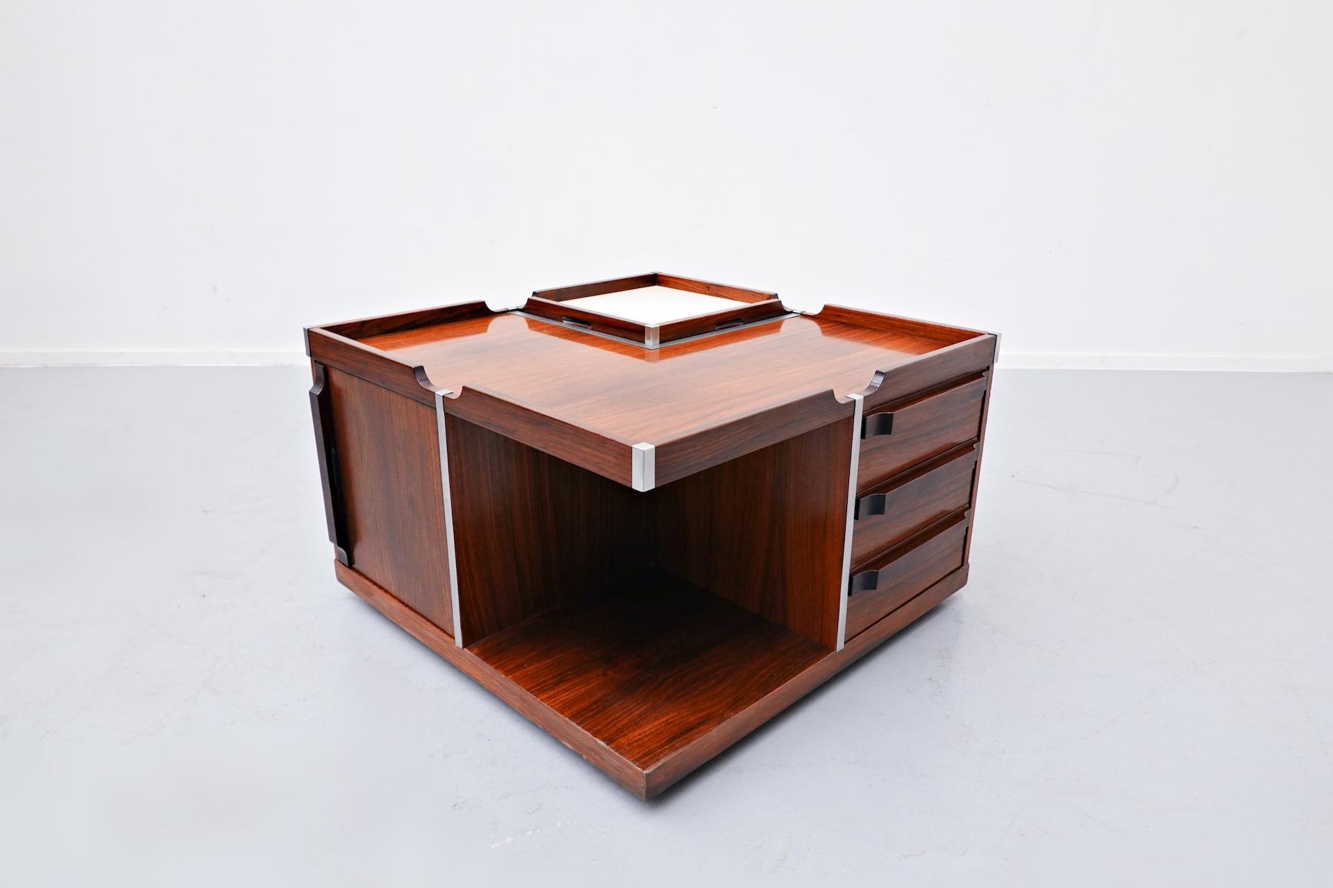 20th Century Mid-Century Modern Italian wooden Square Storage Coffee Table