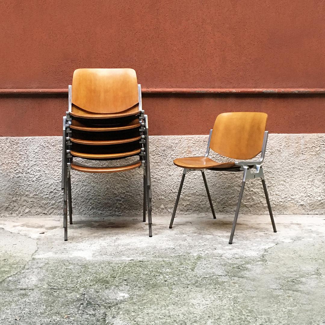 Mid-Century Modern Italian Stackable Italian Chairs DSC by G. Piretti for Anonima Castelli, 1965
