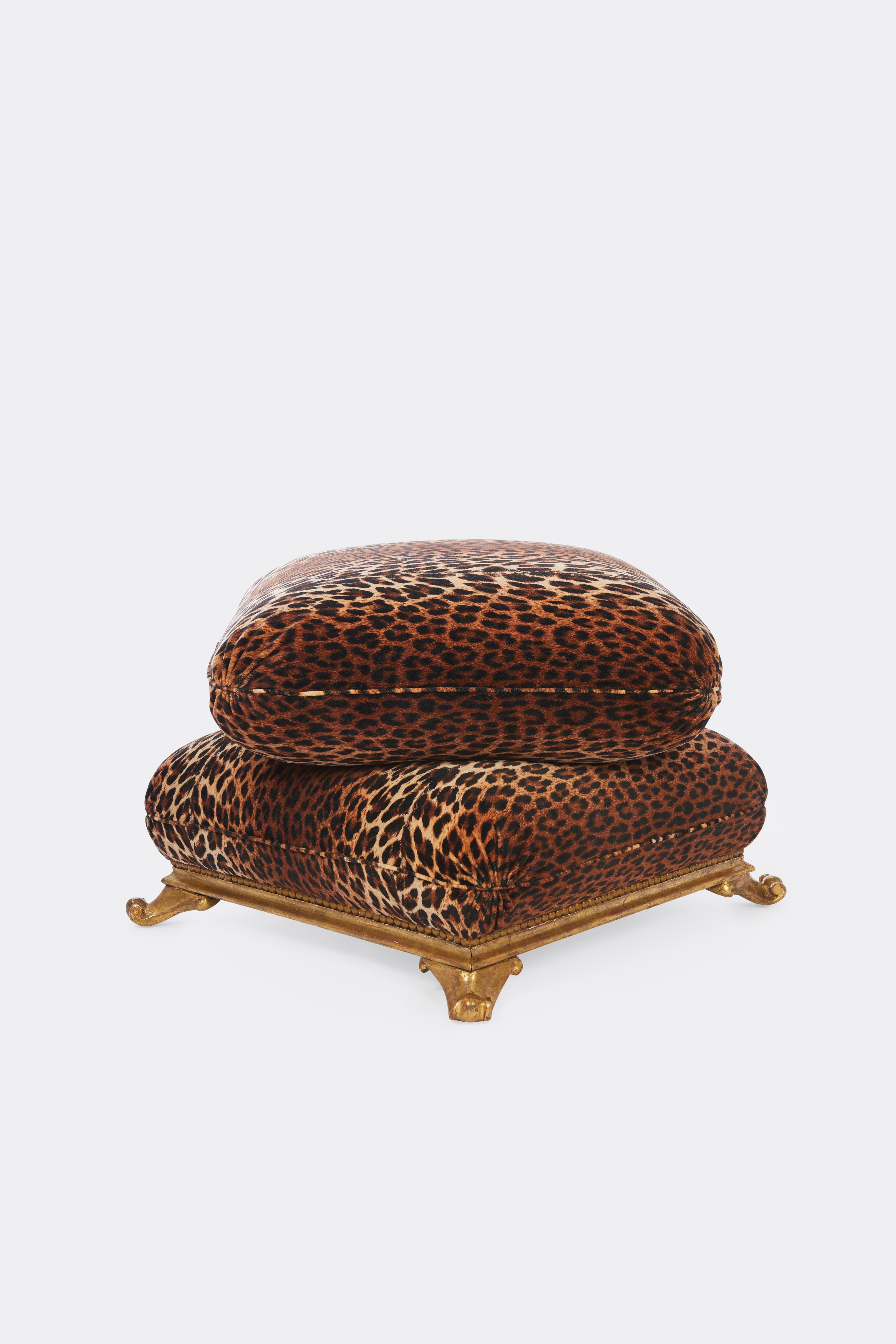 Italian Stacked Pillow Ottoman with Giltwood Base In Good Condition In New York, NY