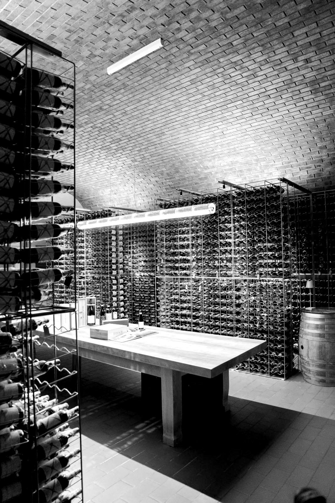 Enrico Girotti  exclusive Stainless Steel Gold Wine Rack Made in Italy For Sale 3