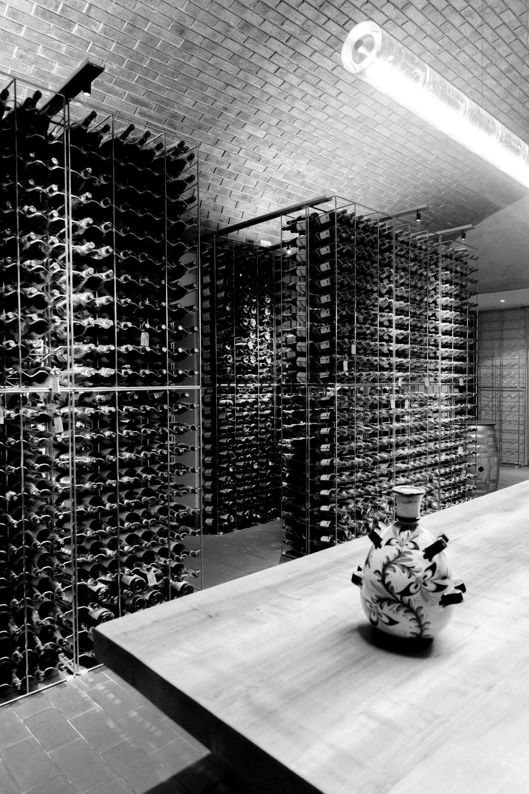 Enrico Girotti  exclusive Stainless Steel Gold Wine Rack Made in Italy For Sale 6