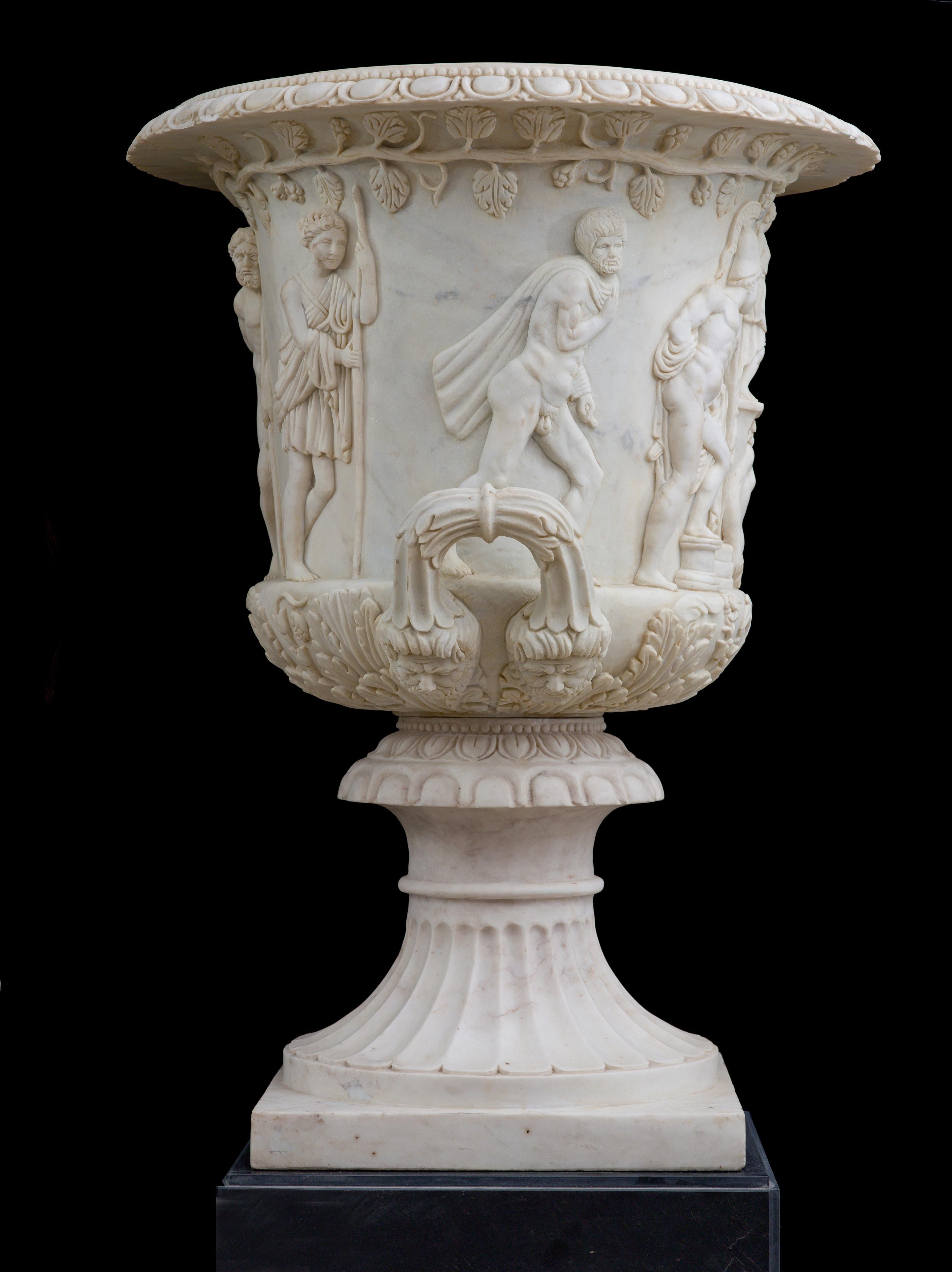 Italian Statuary White Marble Medici Vase after the Classical Greek For Sale 8